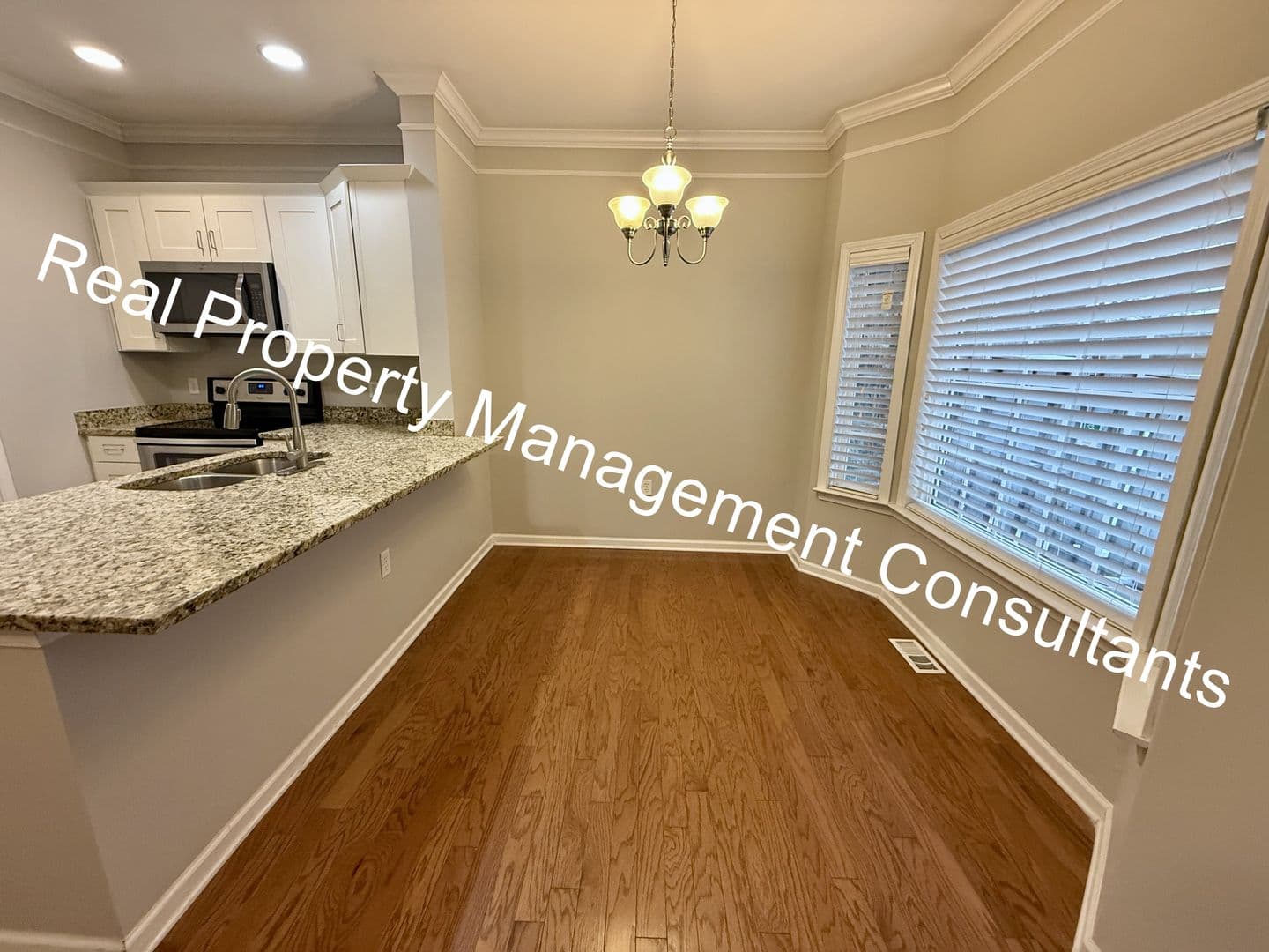 Overland Park Townhome: 7878 W 158th Ct