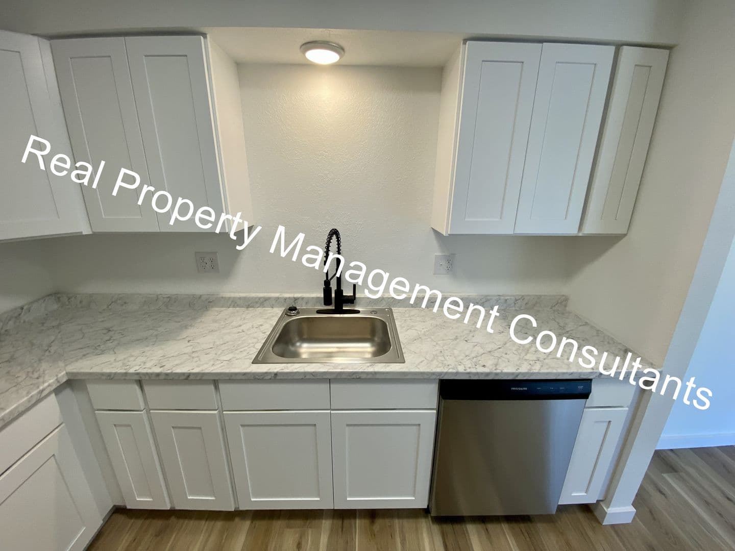 Harrisonville Apartment: 2203 Mission Rd