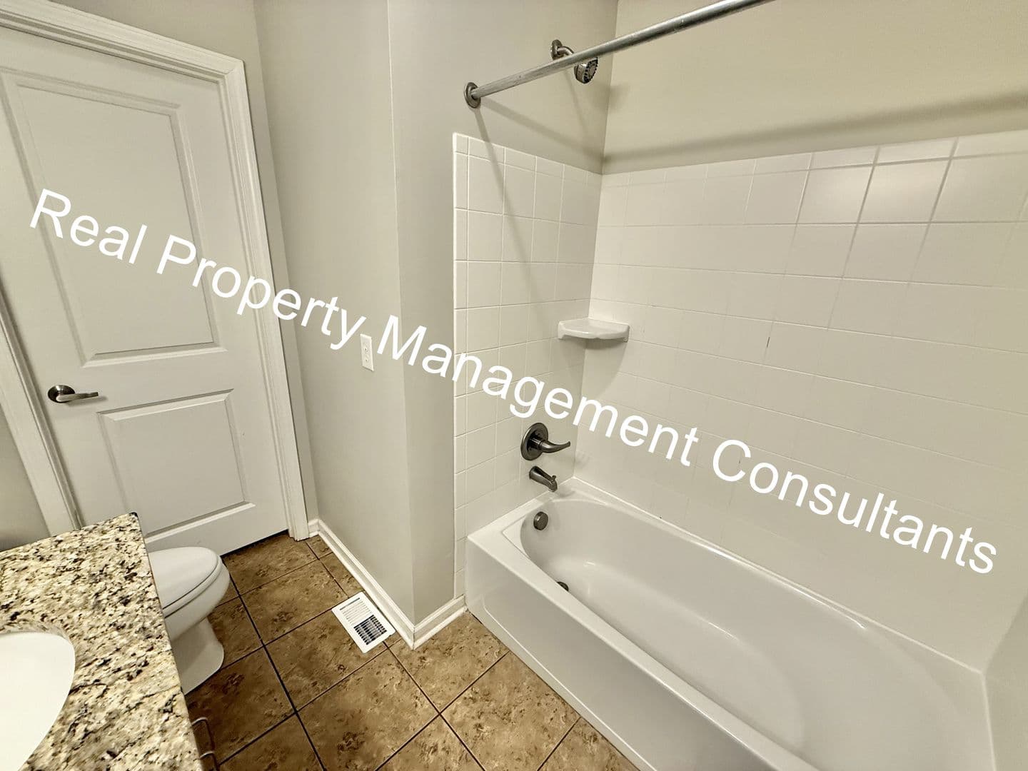 Overland Park Townhome: 7878 W 158th Ct