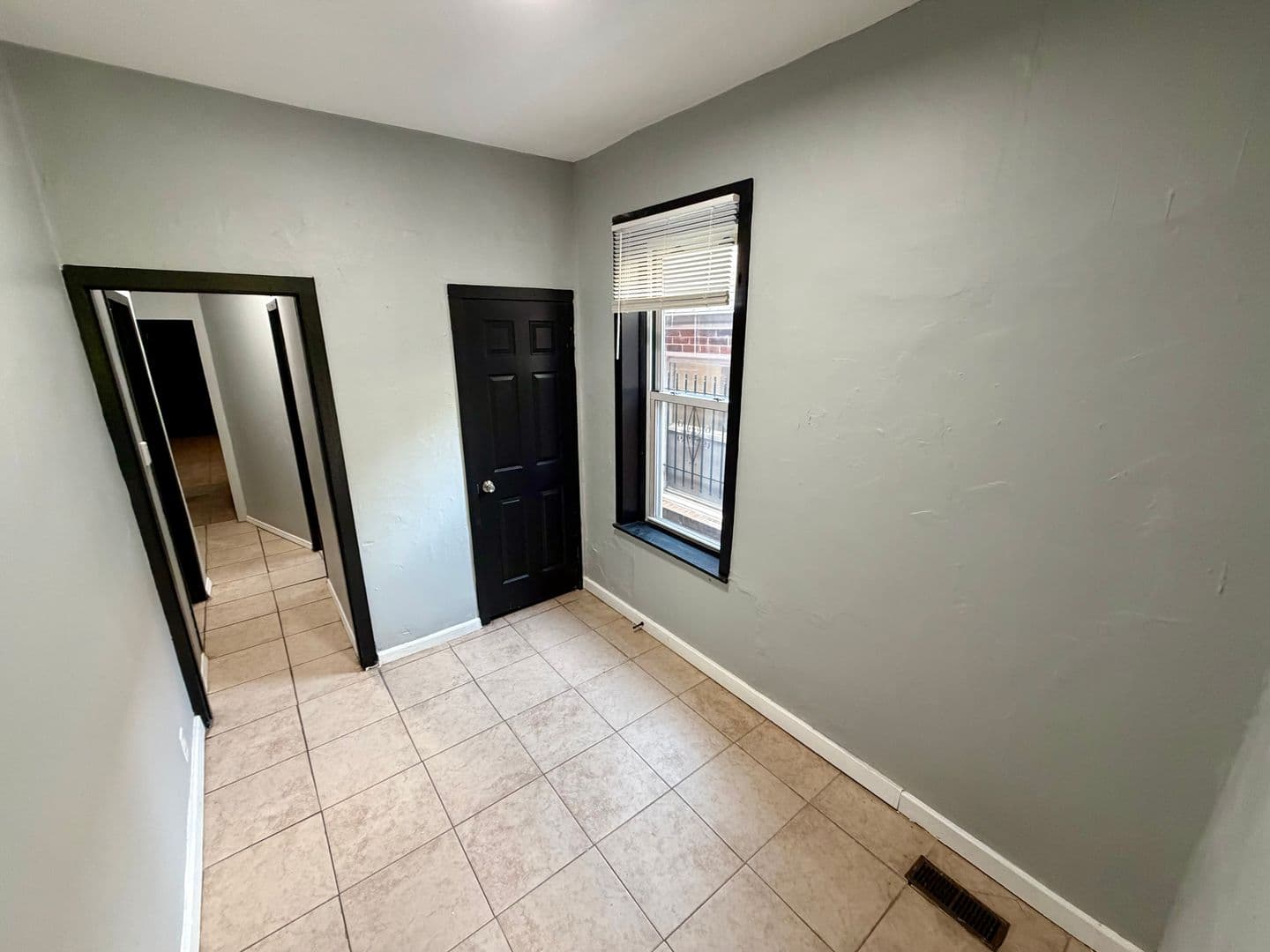 St Louis House: 3410 Osage Street