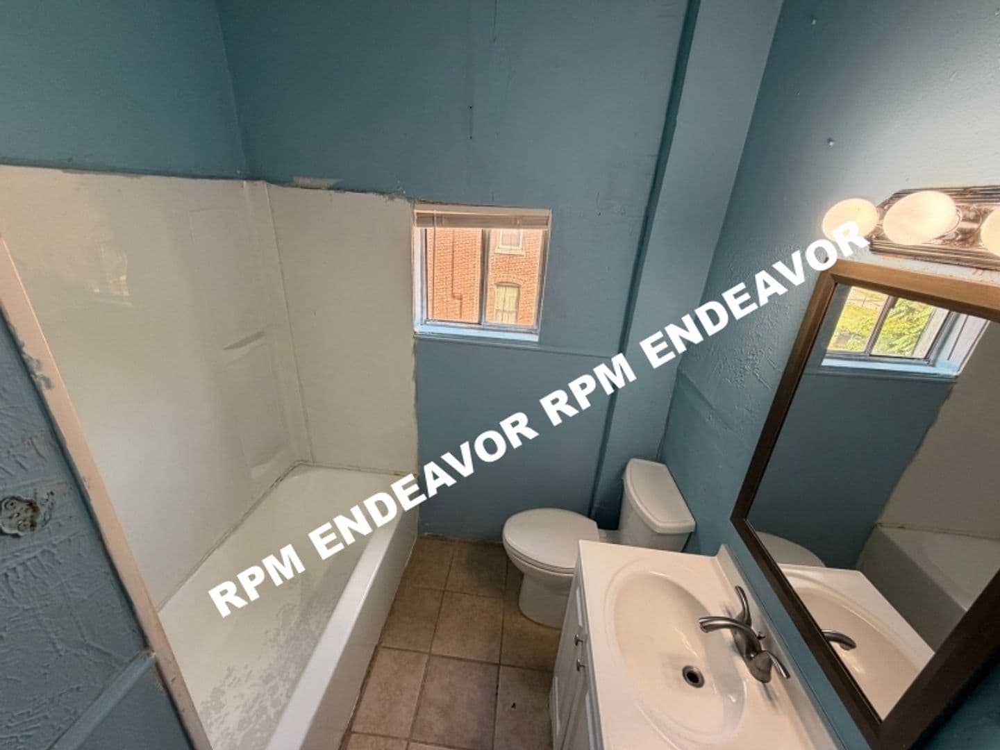 St Louis Apartment: 1405 - 1407 Rowan Ave