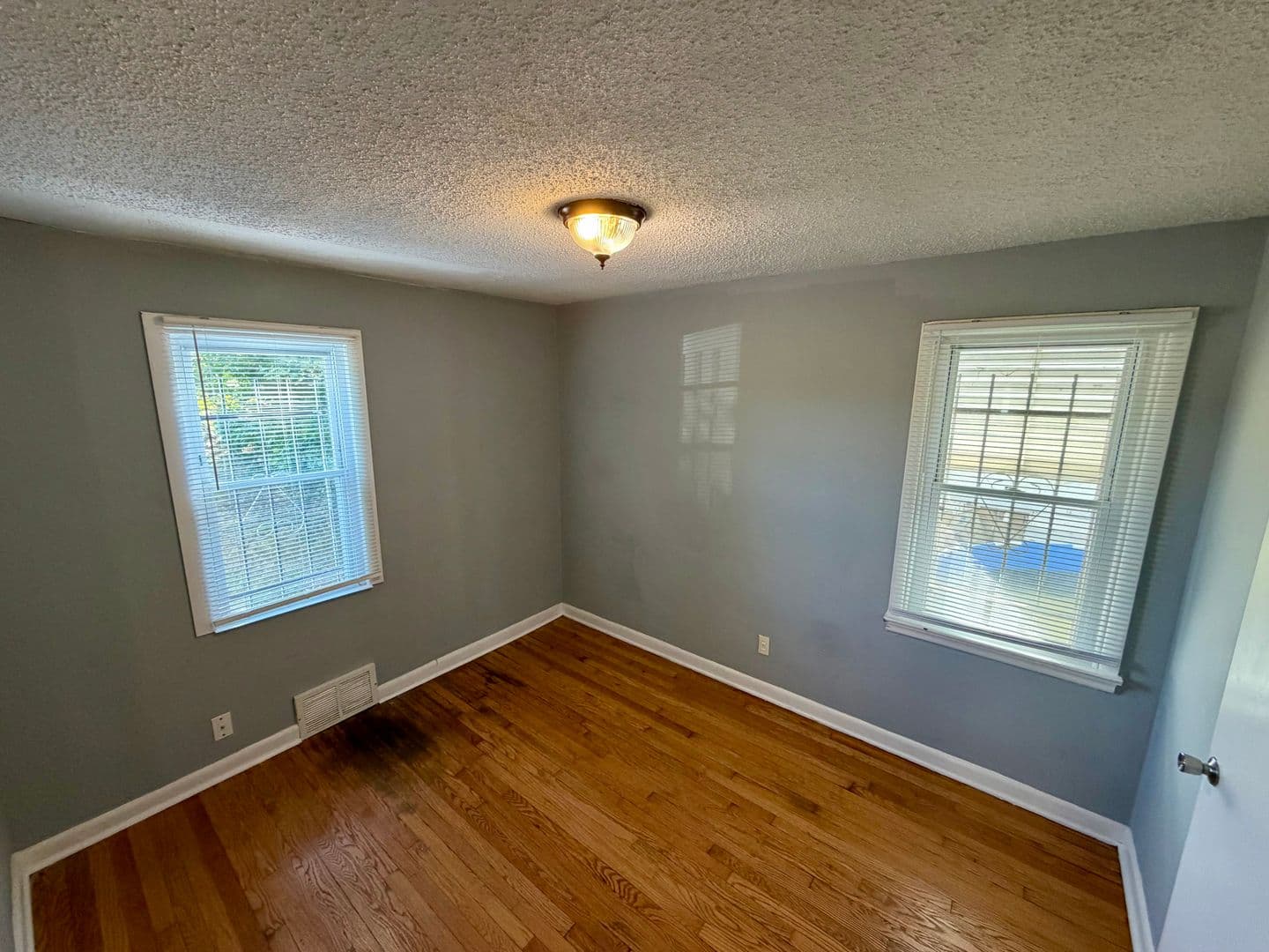 St. Louis House: 5754 Acme Ave