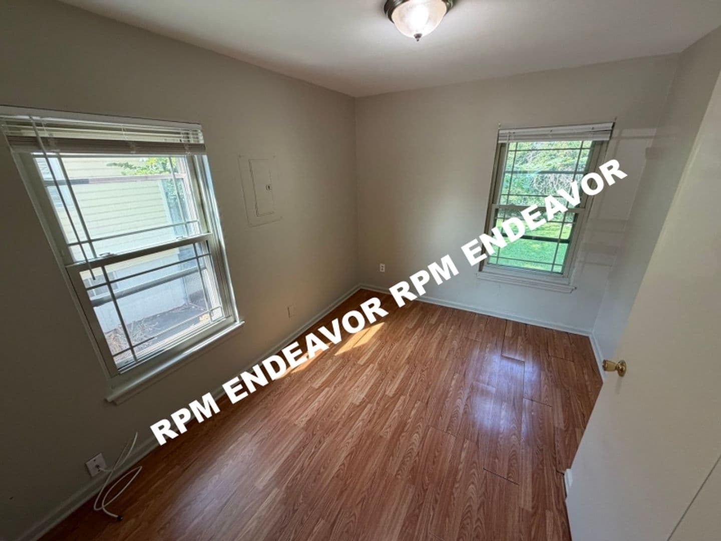 St Louis Apartment: 6149 - 6150 Garfield Ave