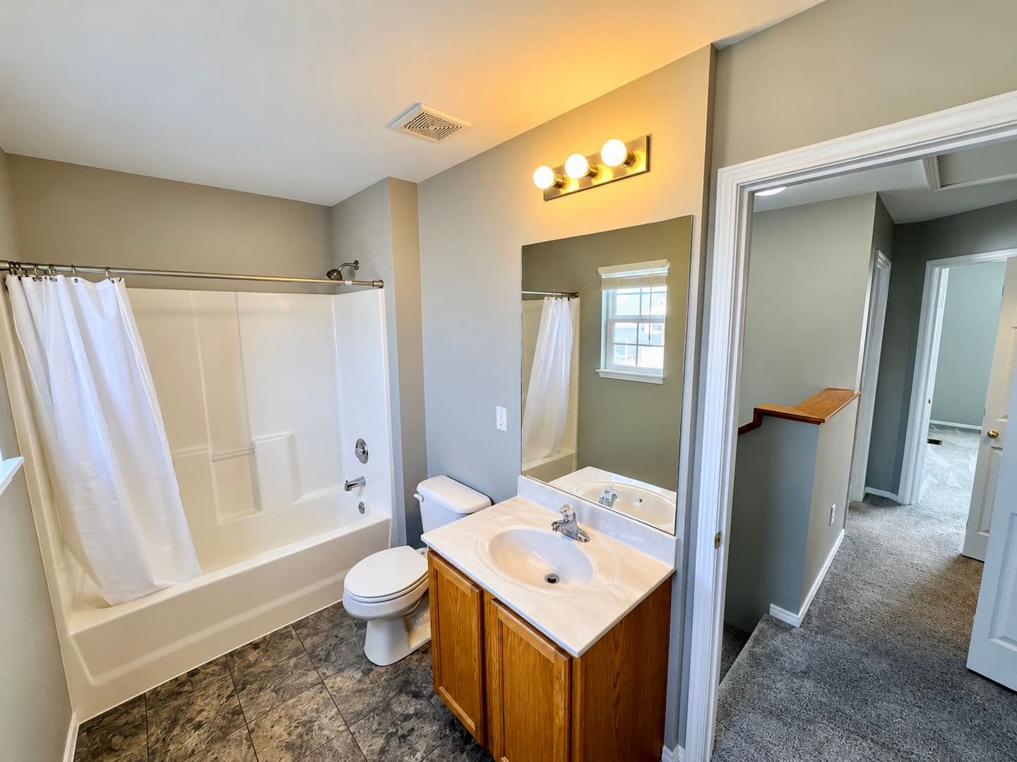 O'Fallon House: 8 W Homefield Point Ct