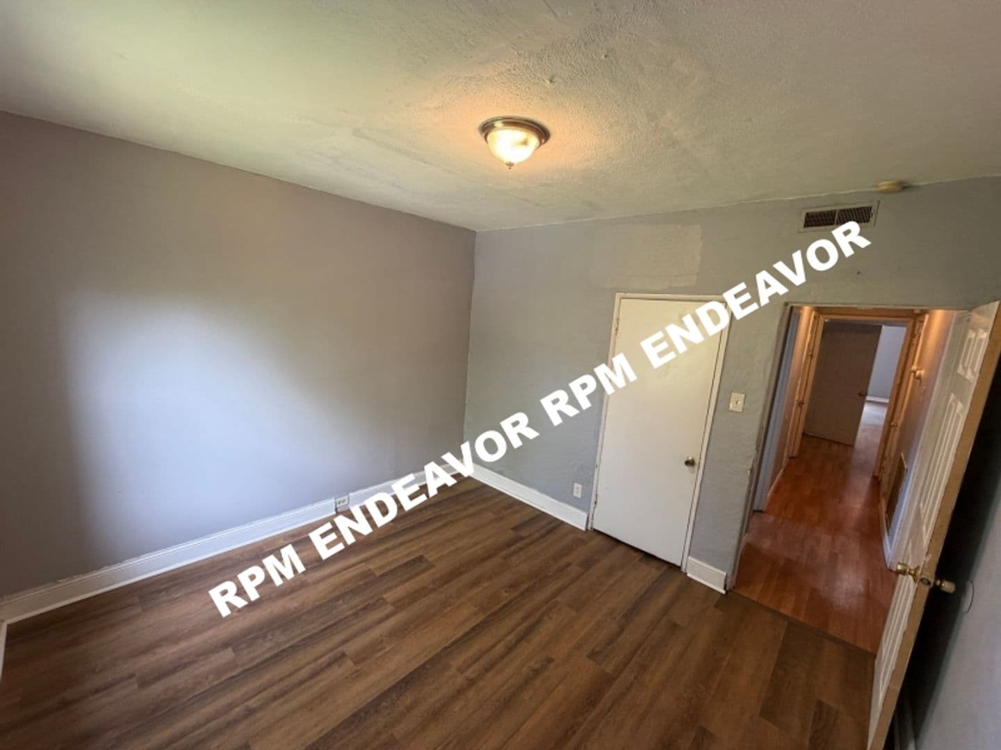 St Louis Apartment: 1405 - 1407 Rowan Ave