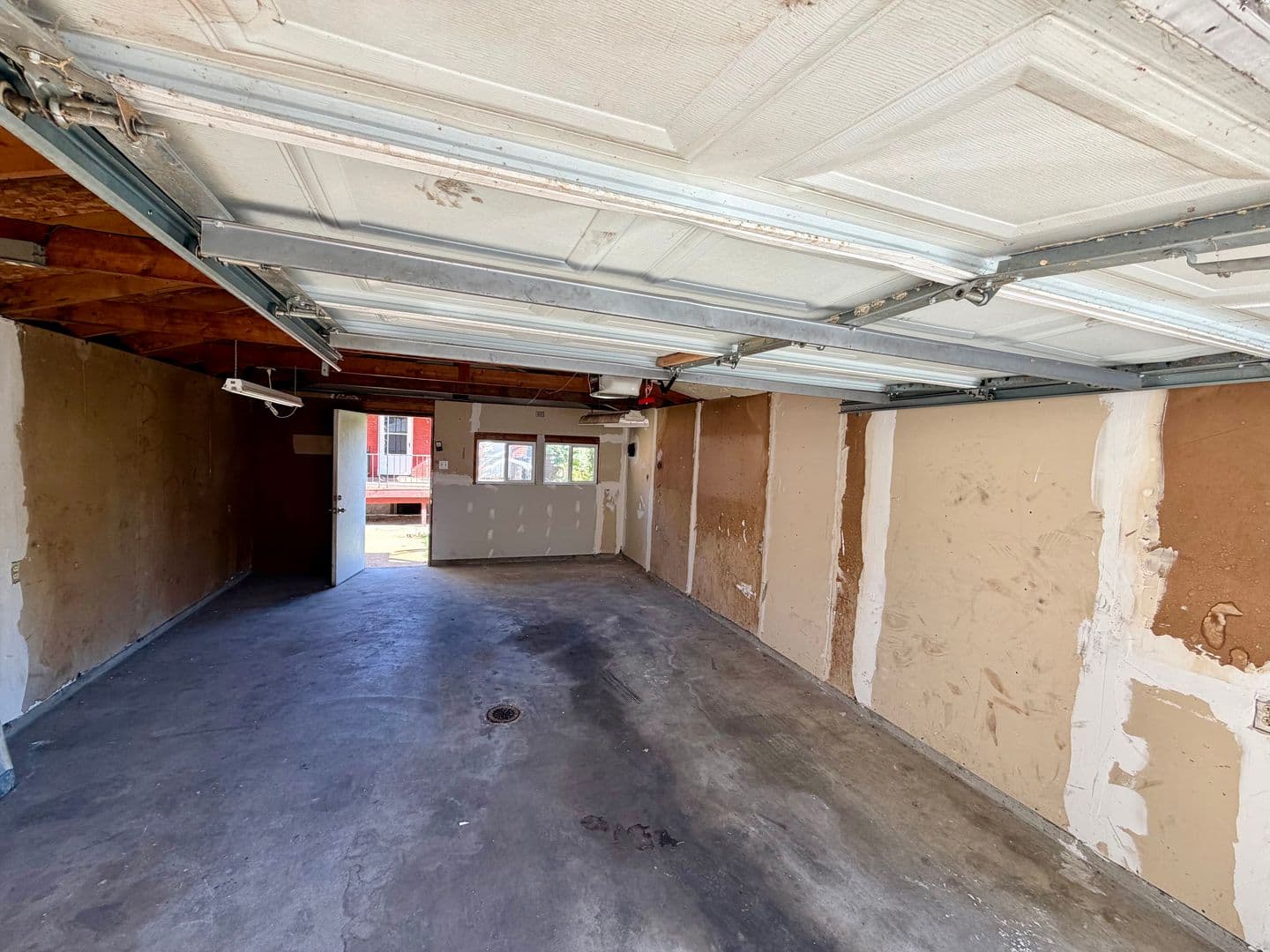 St Louis House: 3410 Osage Street