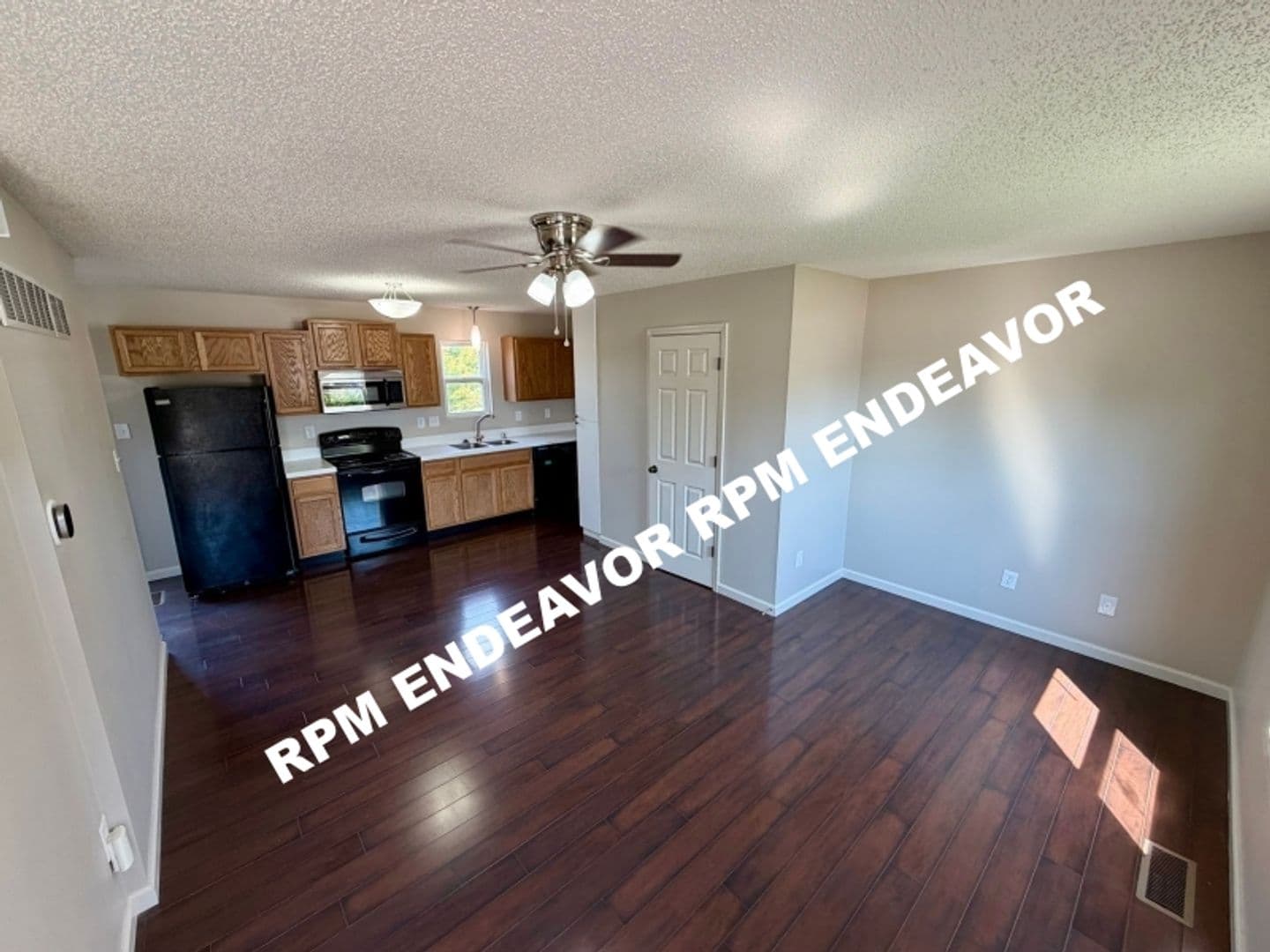 Wentzville House: 37 Chesterfield Ct