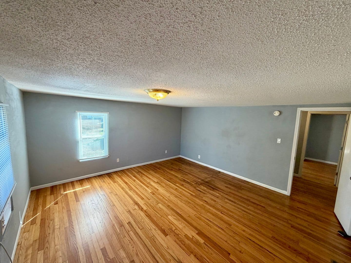 St. Louis House: 5754 Acme Ave