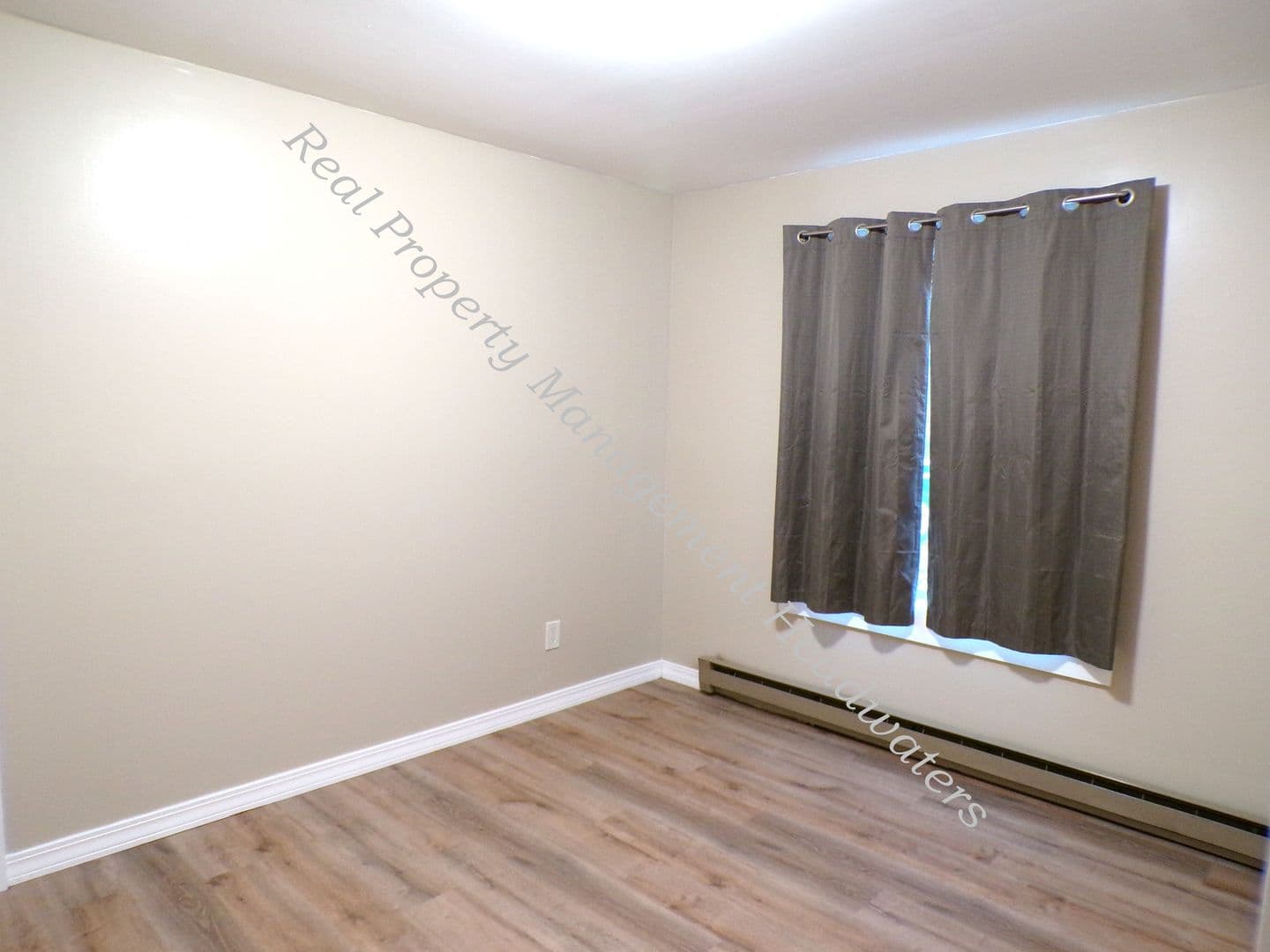 Basin Apartment: 103 Spruce Street