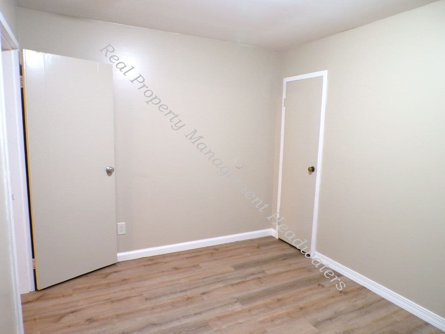 Basin Apartment: 103 Spruce Street
