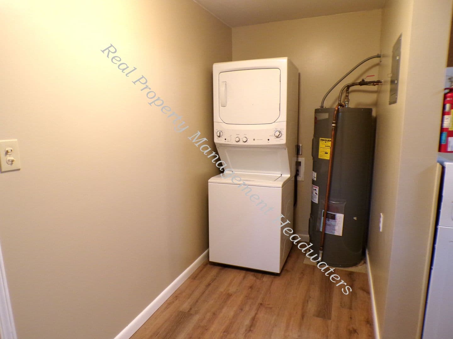 Basin Apartment: 103 Spruce Street