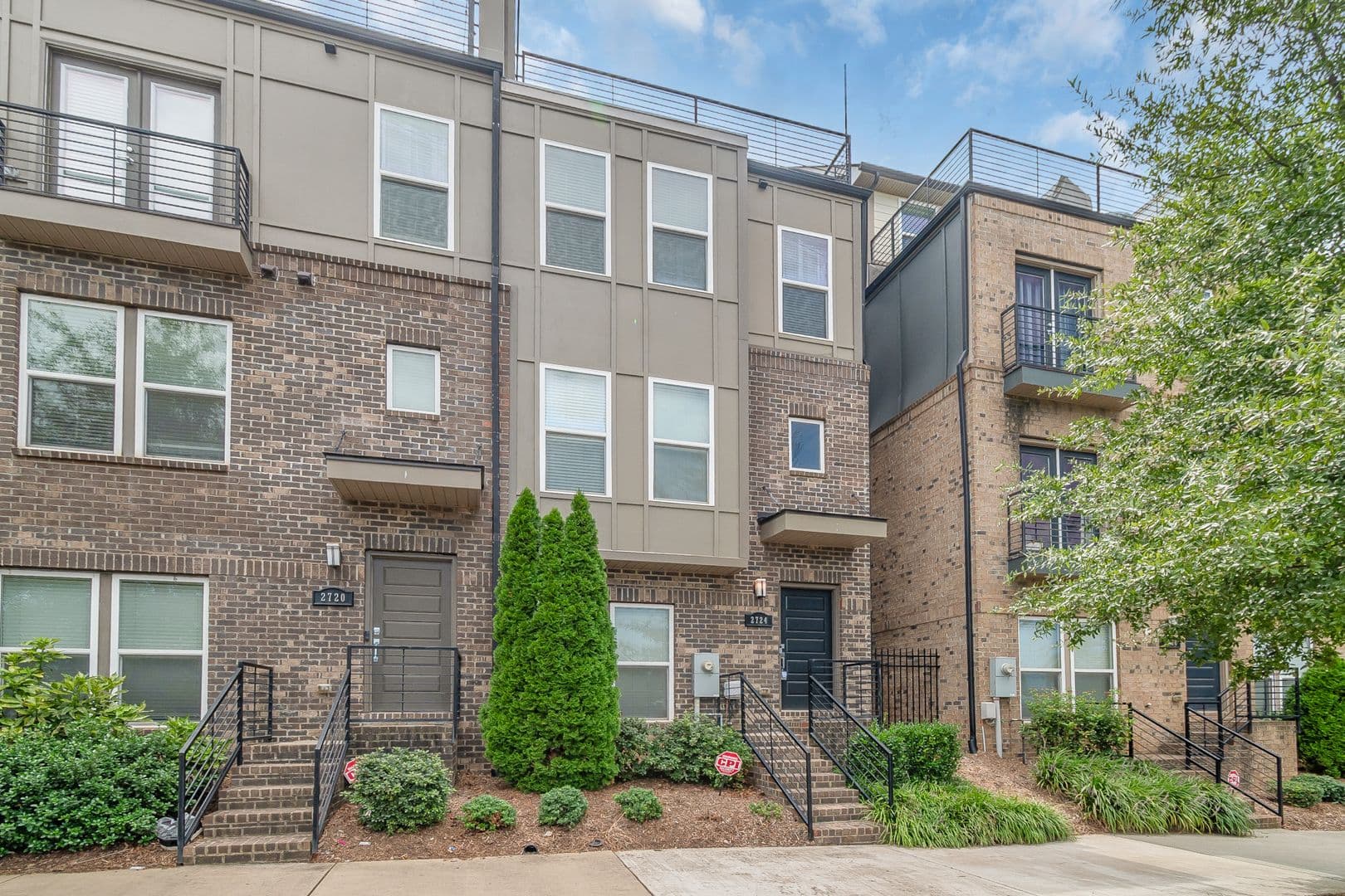 Charlotte Townhome: 2724 Grand Union Way