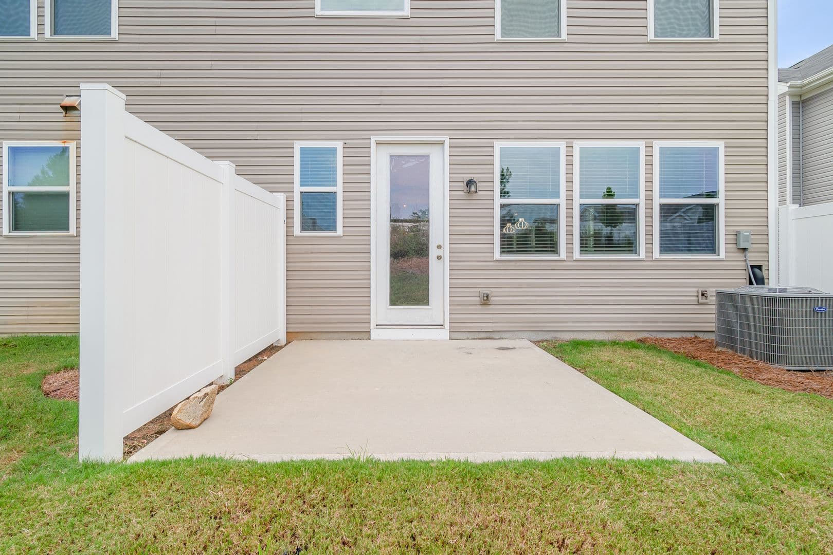 Charlotte House: 9050 Northfield Crossing Drive