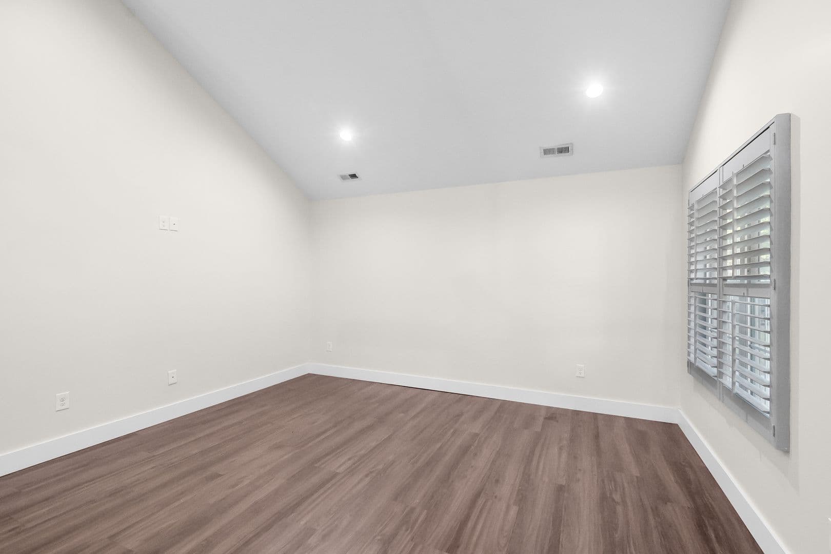 Charlotte House: 3009 Reid Avenue