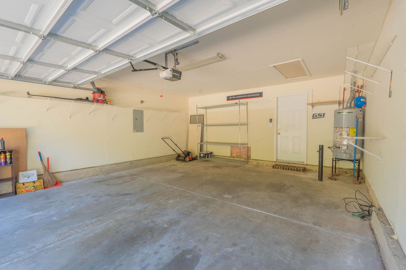 Charlotte House: 12312 Autumn Blaze Drive