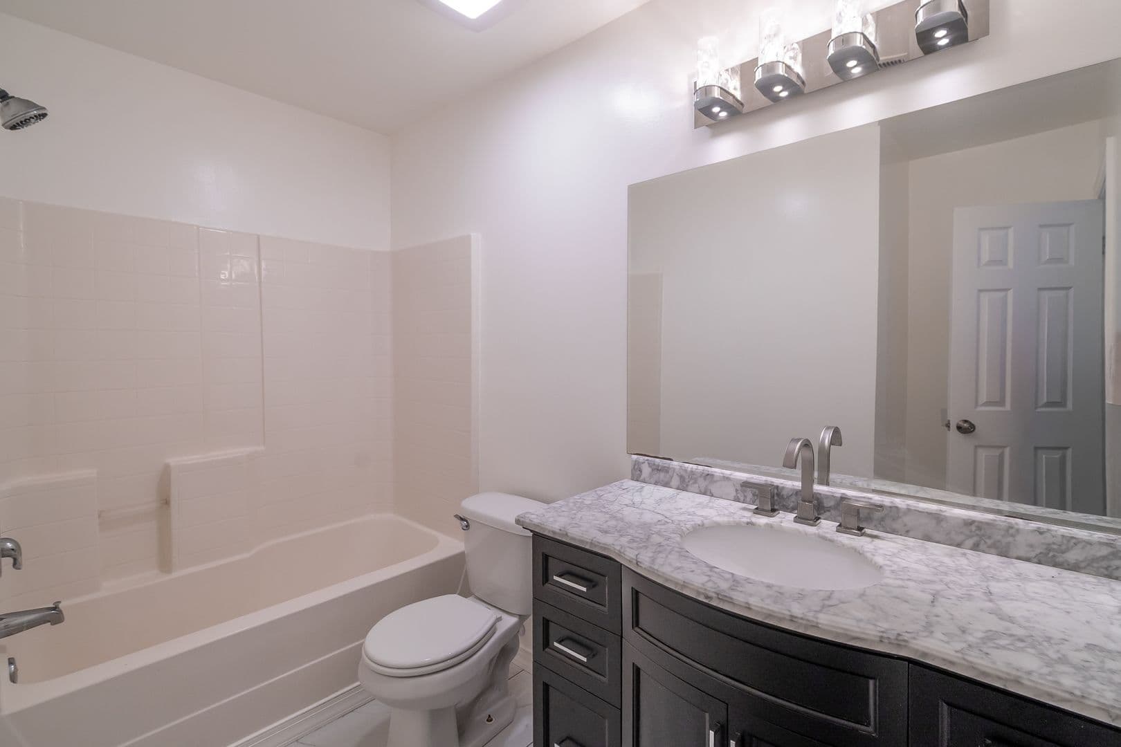 Charlotte House: 1053 Brianna Way