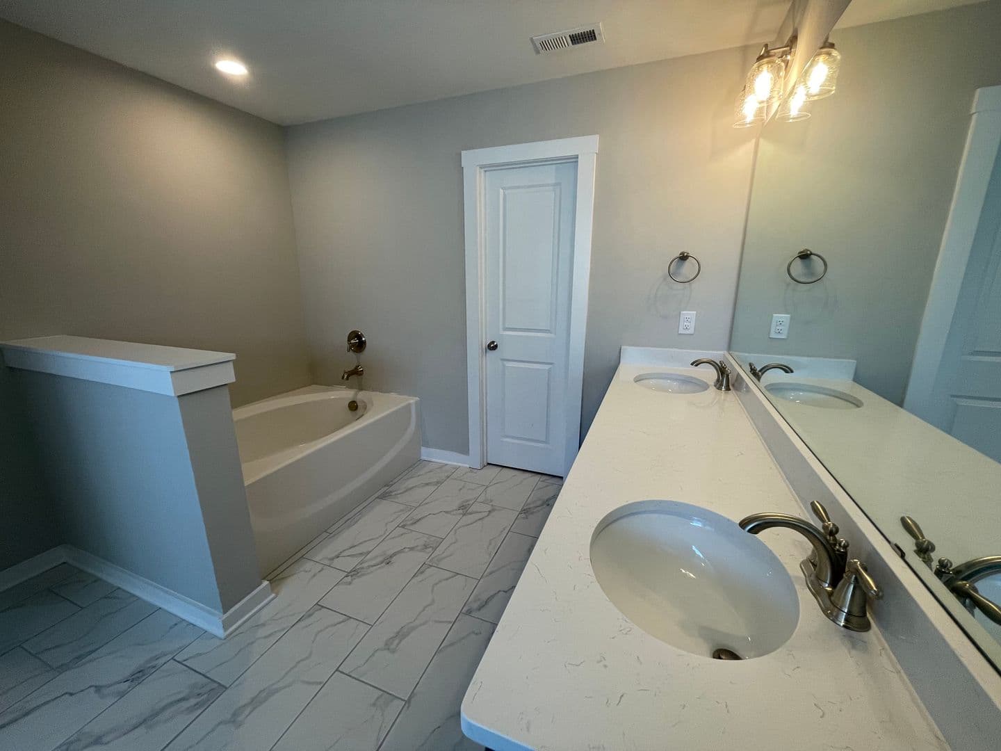 Pineville House: 119 Cranford Drive