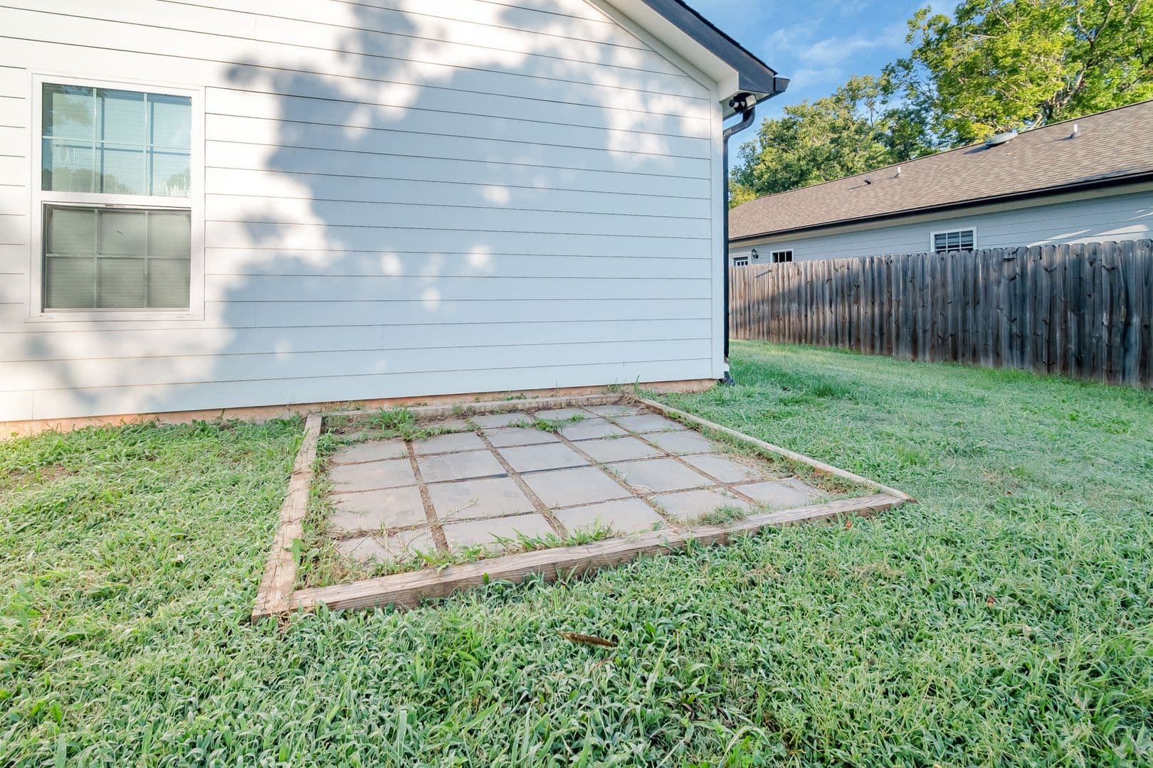 Charlotte House: 3009 Reid Avenue