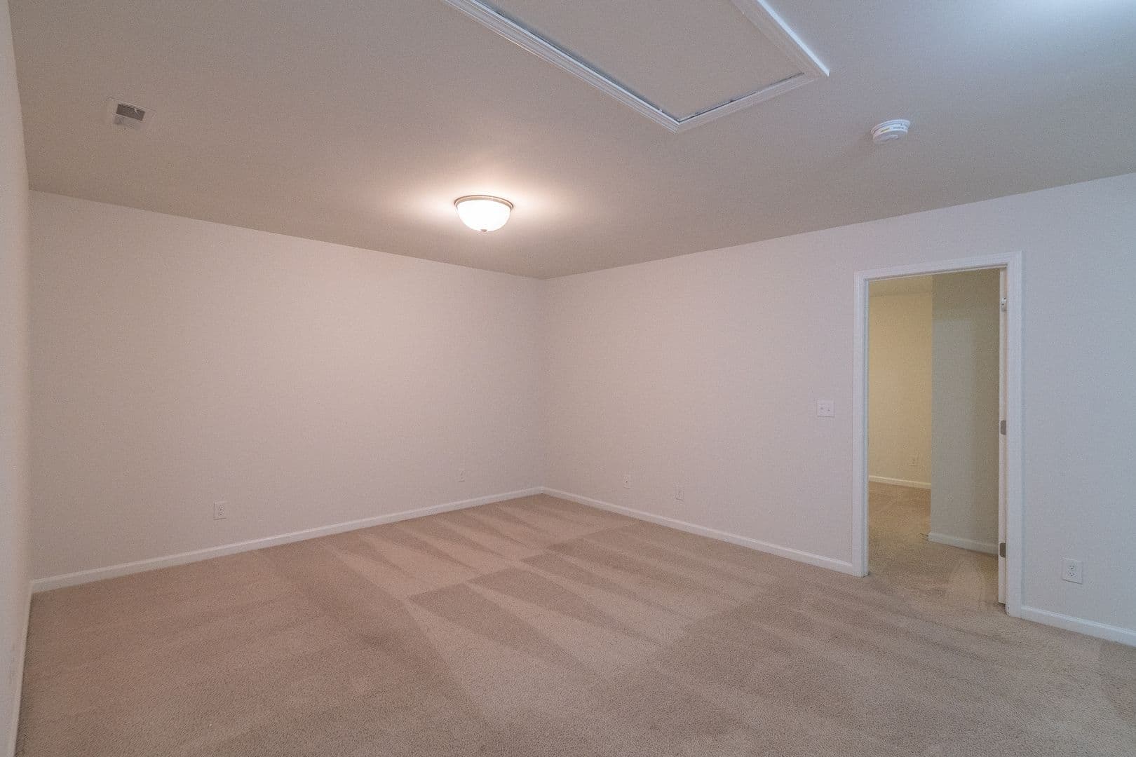 Pineville House: 3128 Graceland Circle