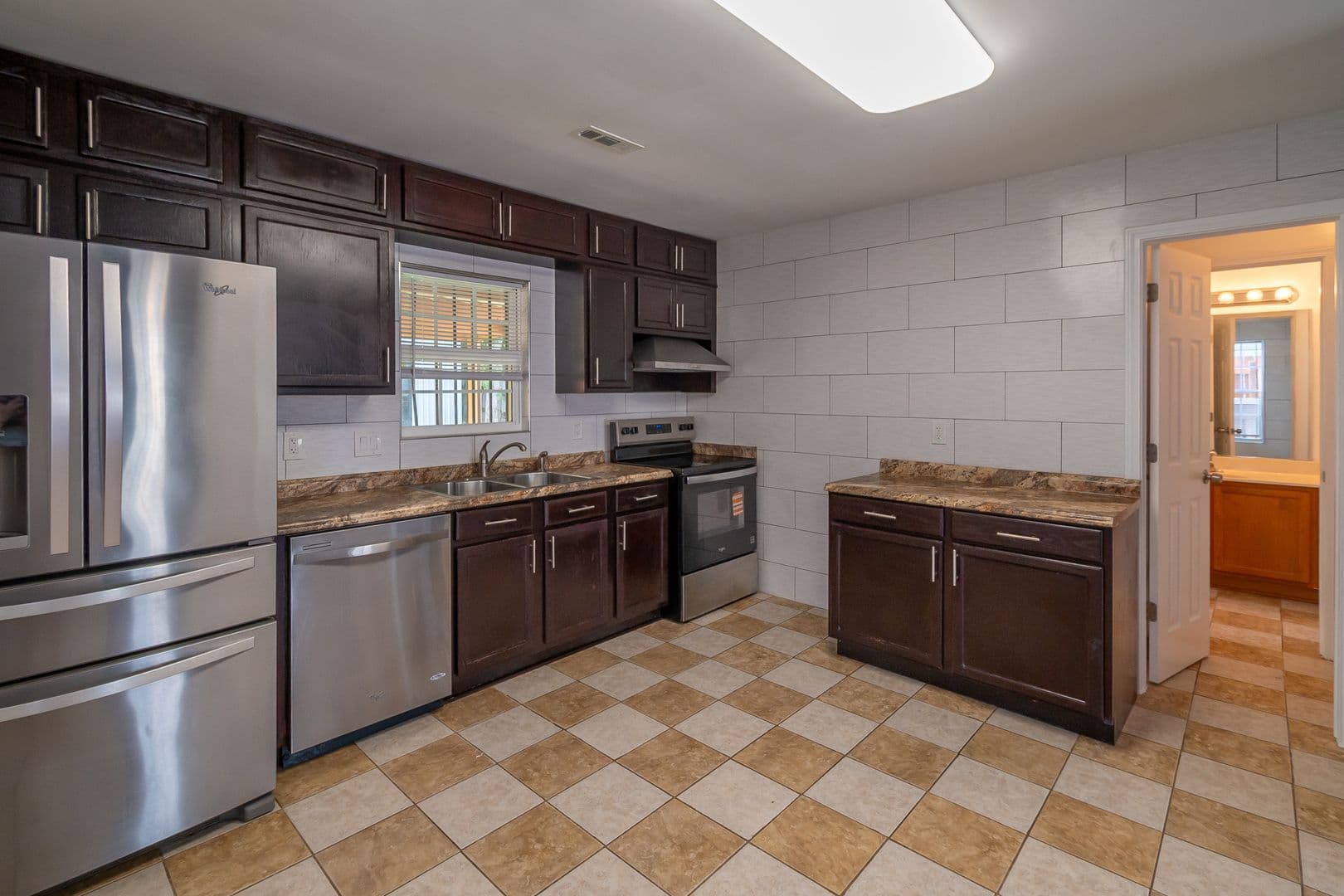 Charlotte House: 1053 Brianna Way