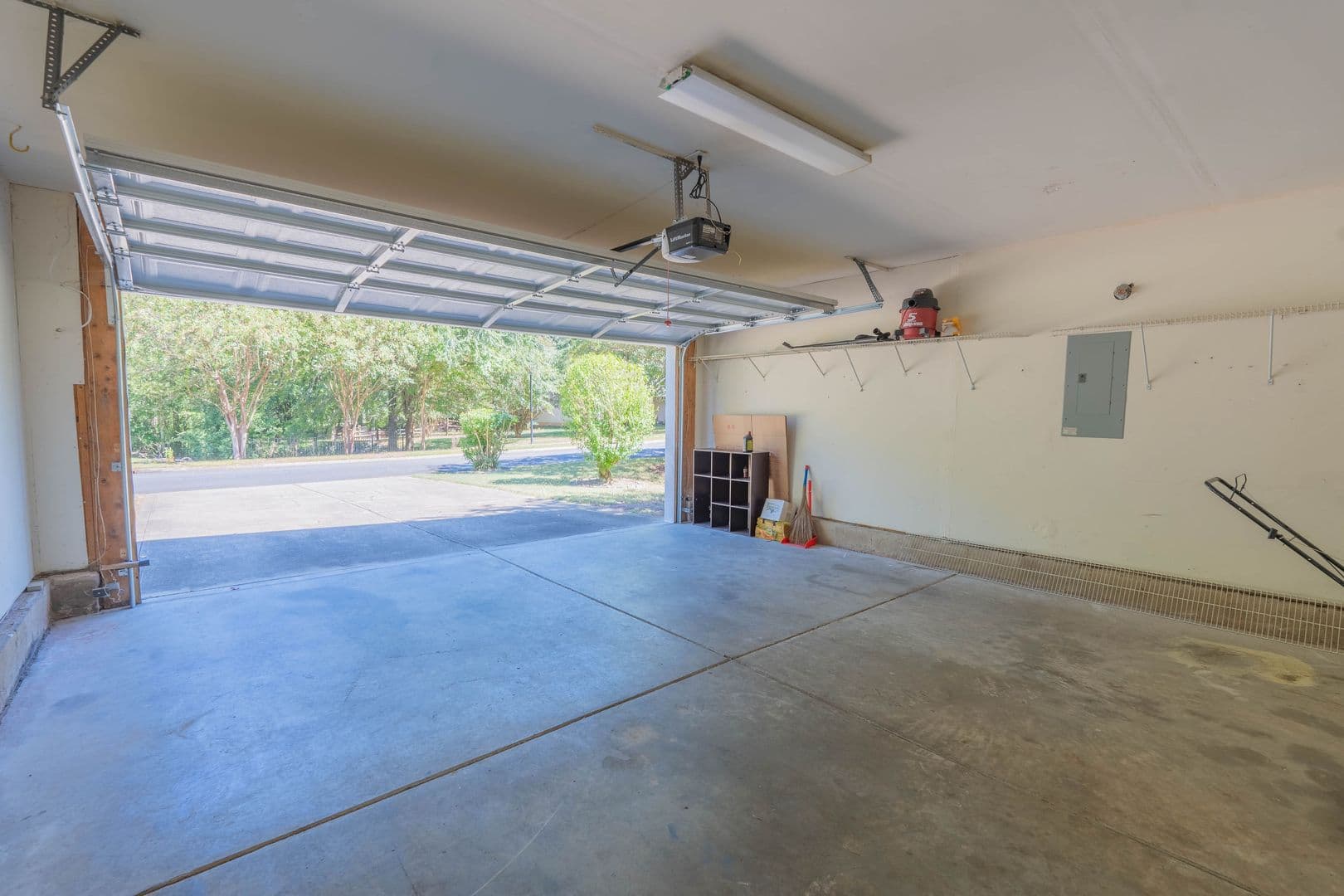 Charlotte House: 12312 Autumn Blaze Drive