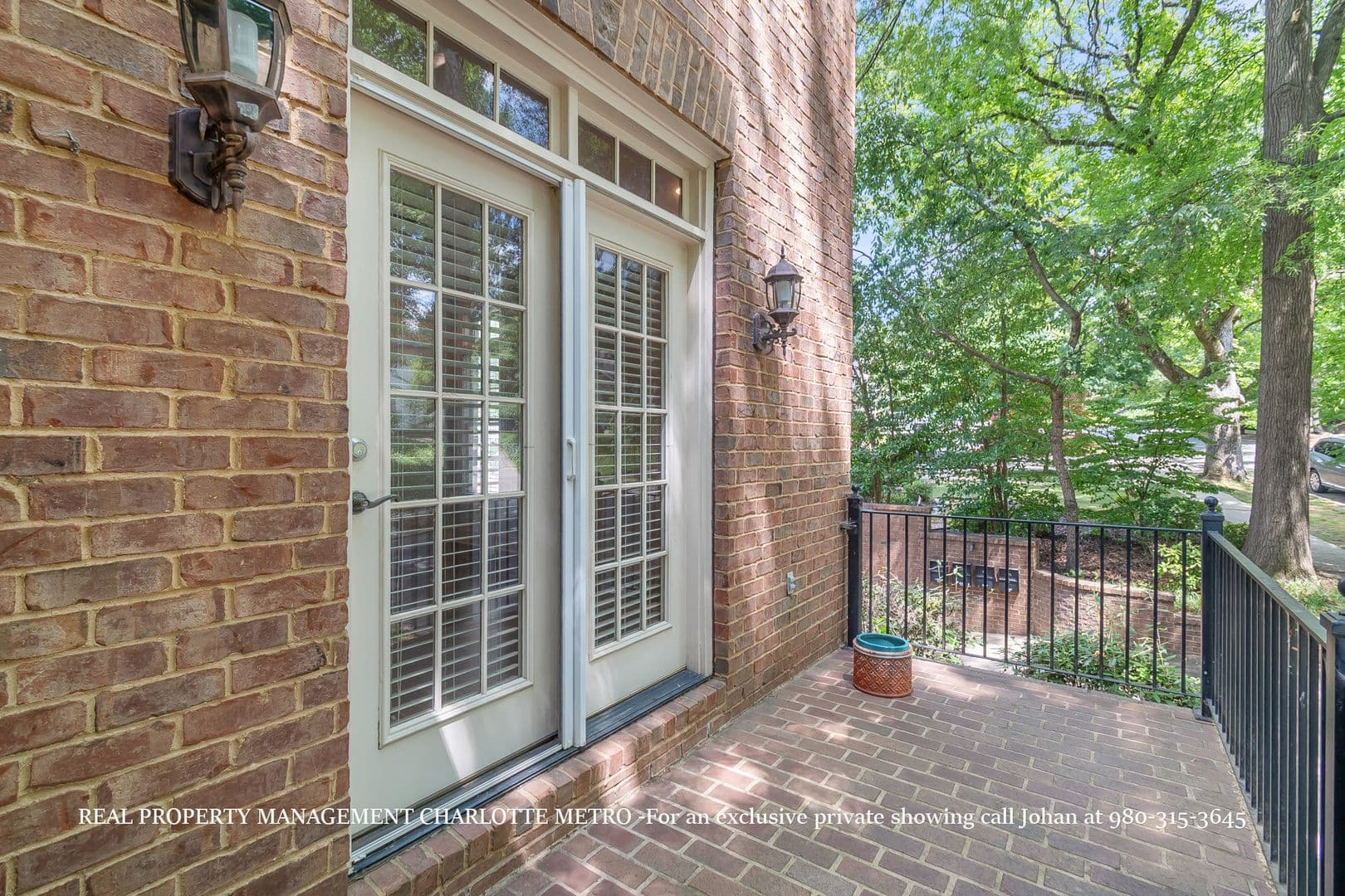 Charlotte Townhome: 529 Queens Road