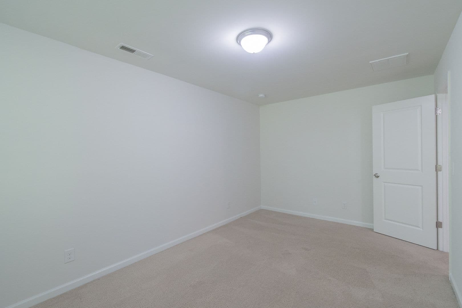 Pineville House: 3128 Graceland Circle