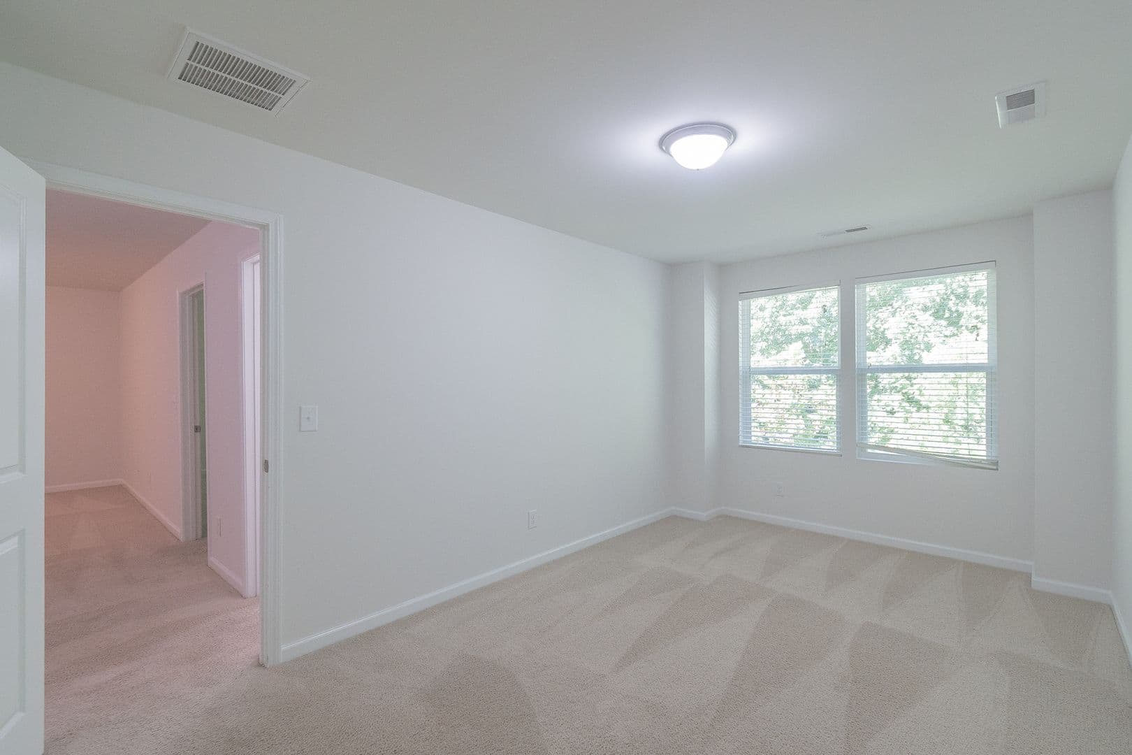 Pineville House: 3128 Graceland Circle