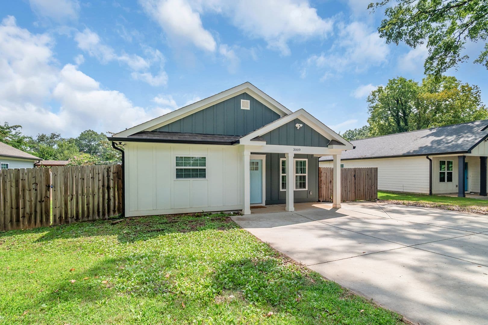 Charlotte House: 3009 Reid Avenue
