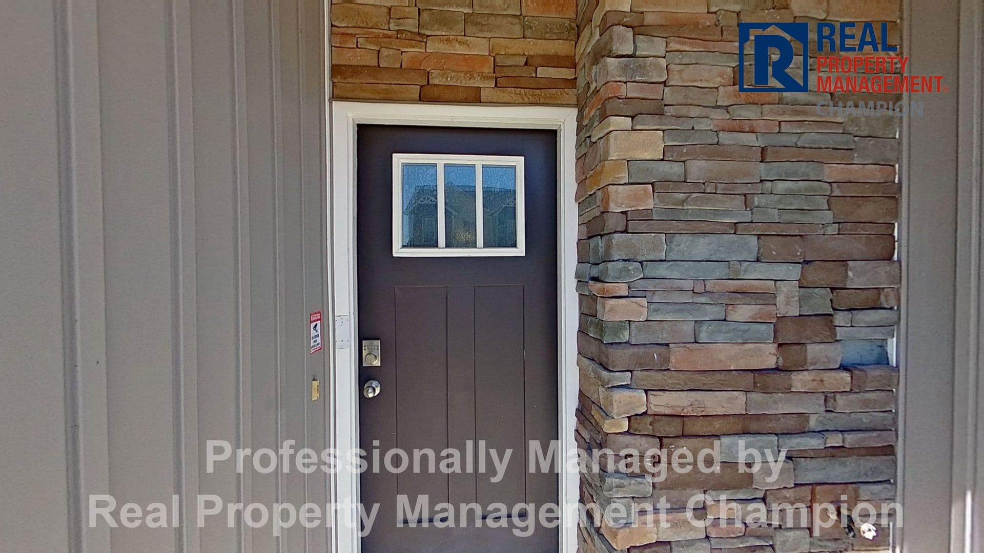Jacksonville Townhome: 531 Caldwell Loop