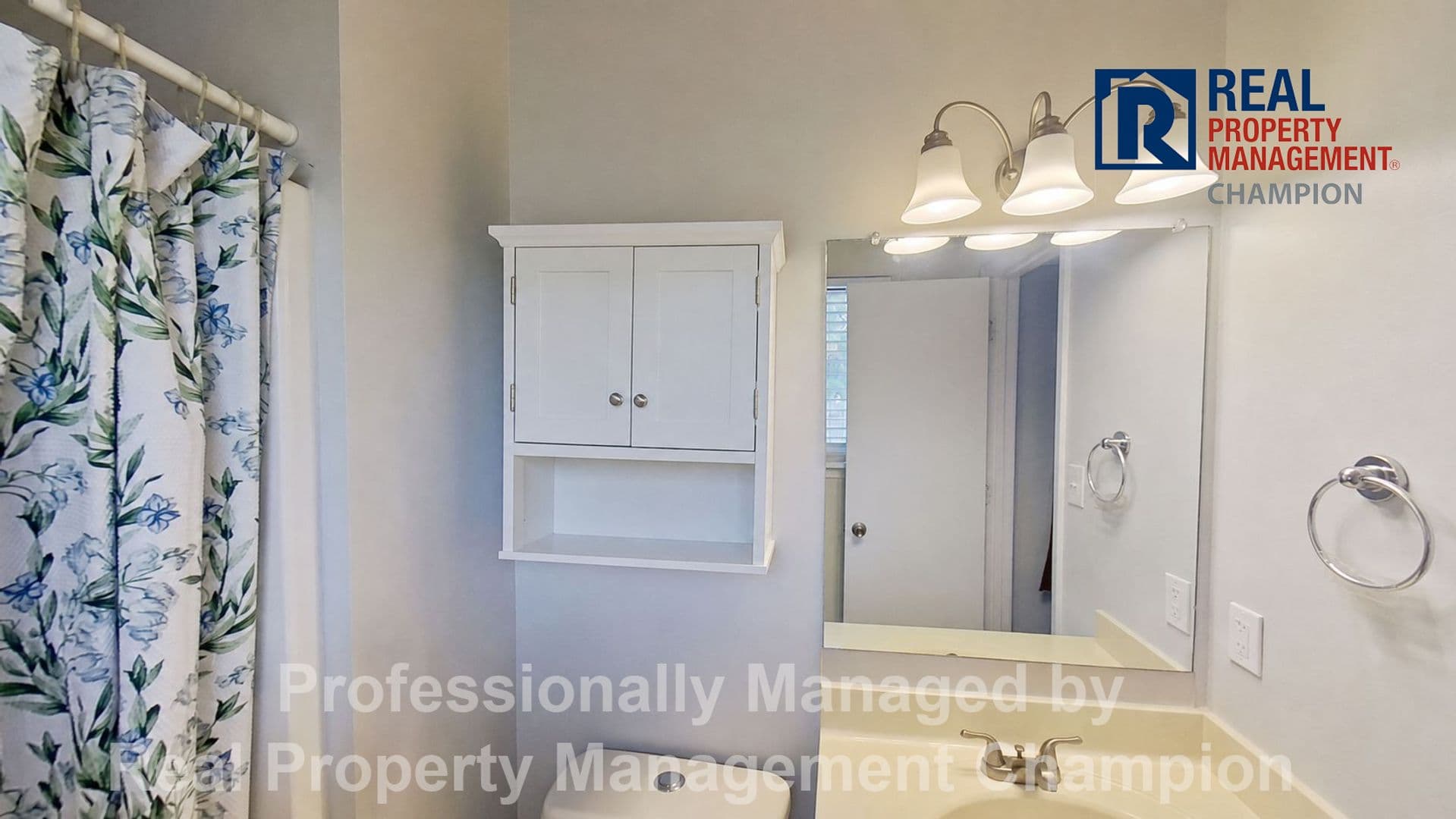 Jacksonville House: 301 Dennis Rd