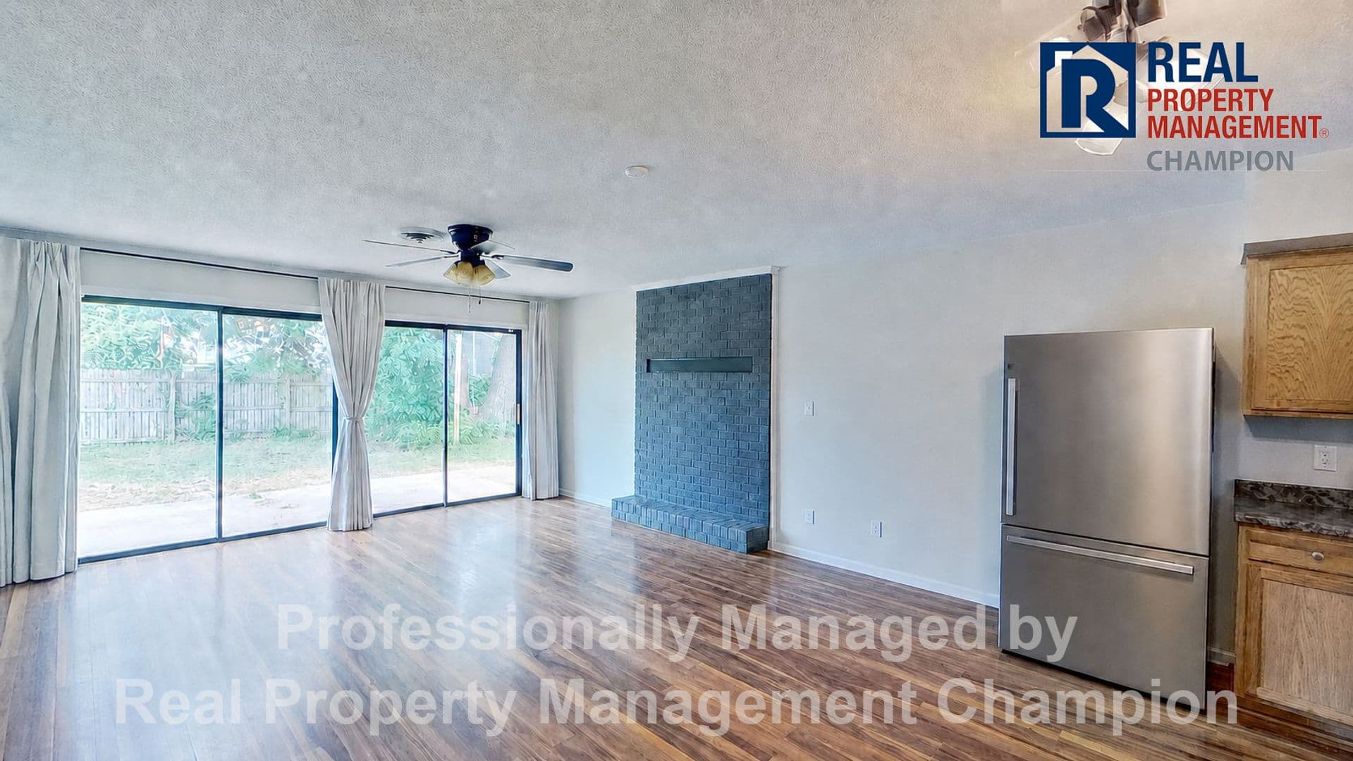 Jacksonville House: 301 Dennis Rd