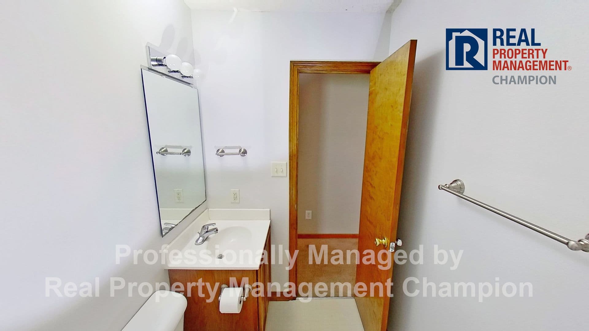 Jacksonville House: 1043 Shirley Drive