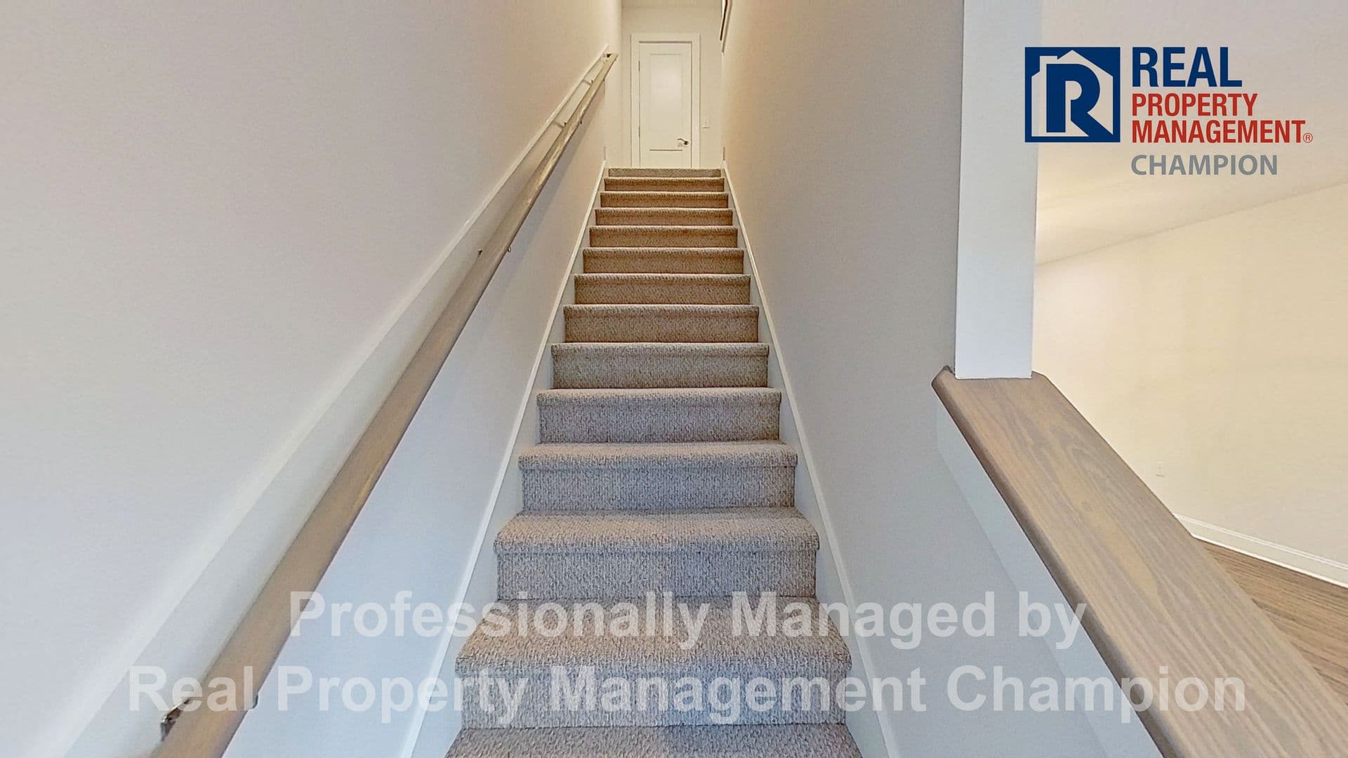 Wilmington Townhome: 8814 Market St