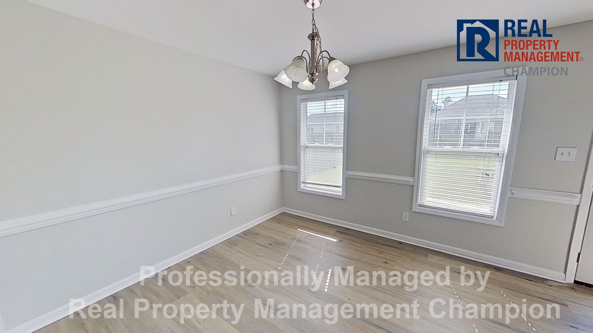 Jacksonville House: 717 Radiant Drive