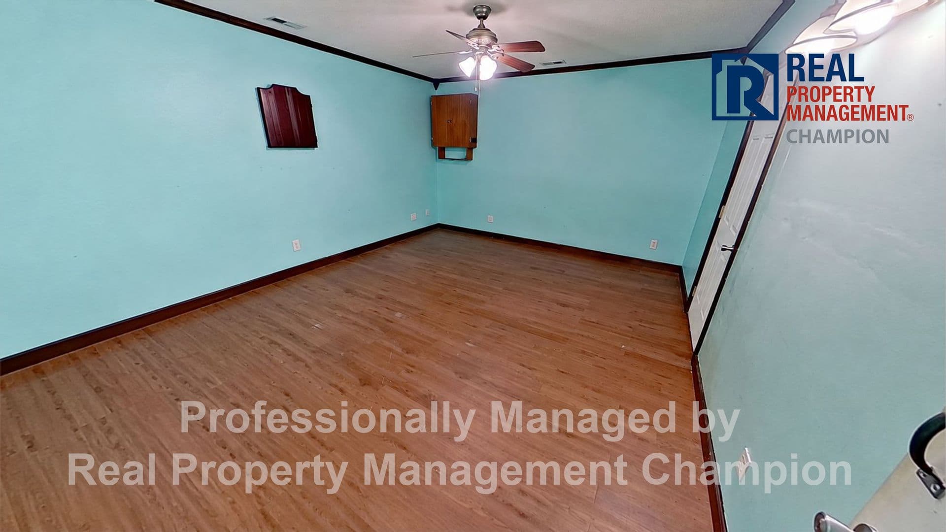Swansboro House: 161 Hadnot Farm Rd,
