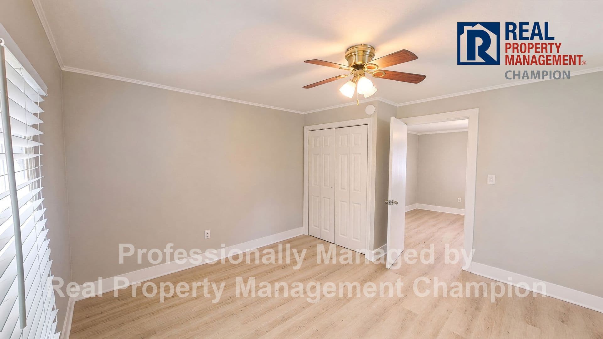 Jacksonville House: 1682 Blue Creek Rd