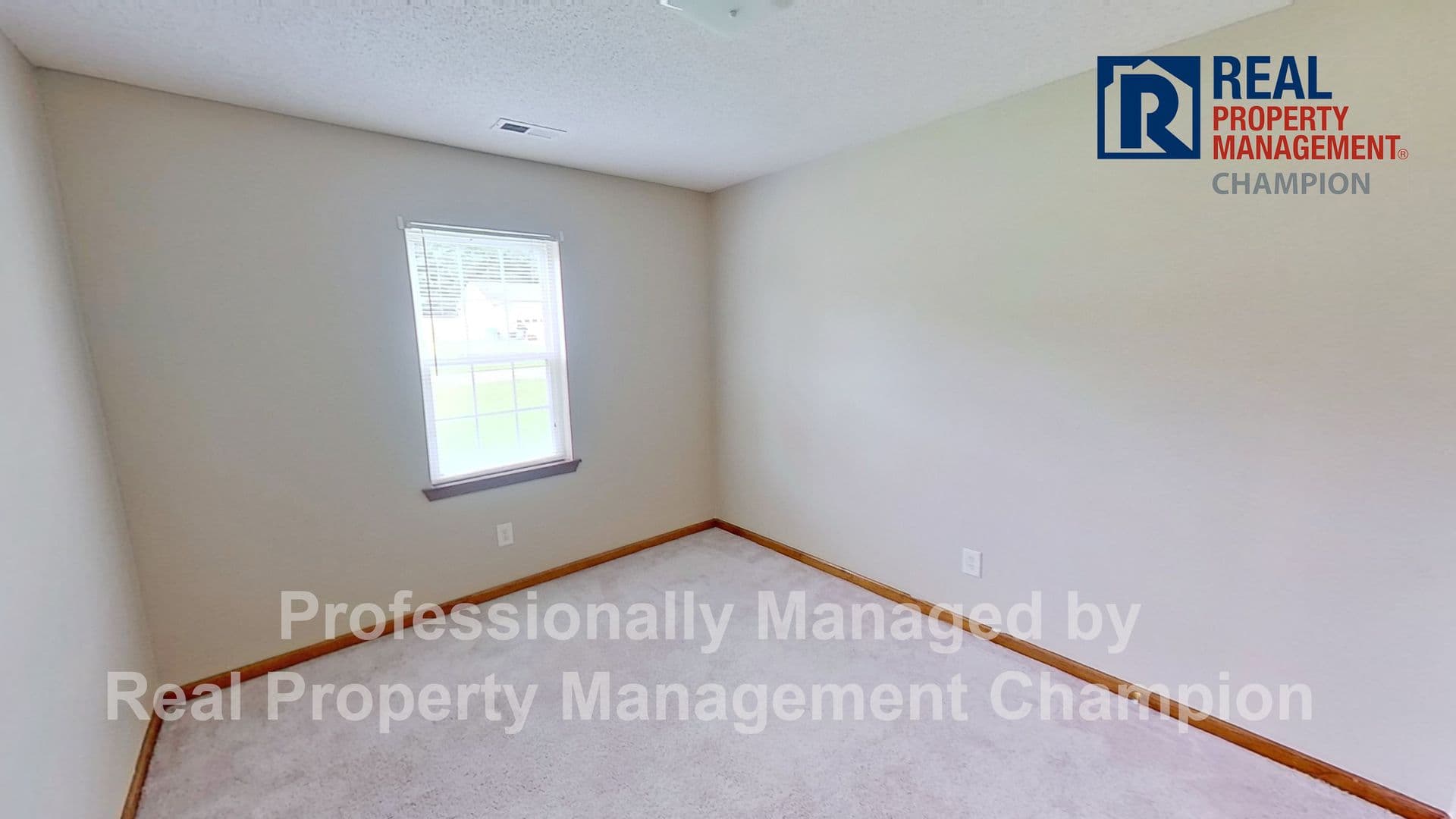 Jacksonville House: 1043 Shirley Drive