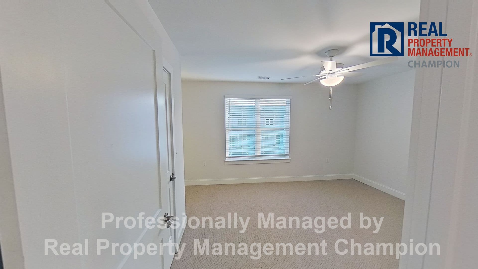 Wilmington Townhome: 8814 Market St