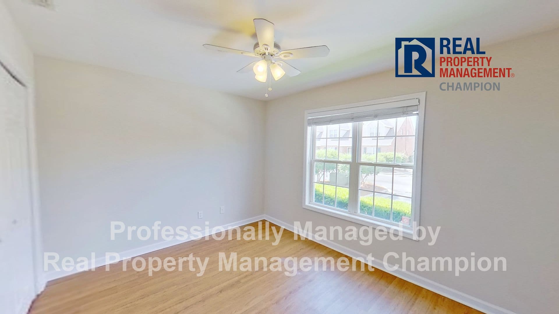 Wilmington Townhome: 4804 South College Road Unit 28