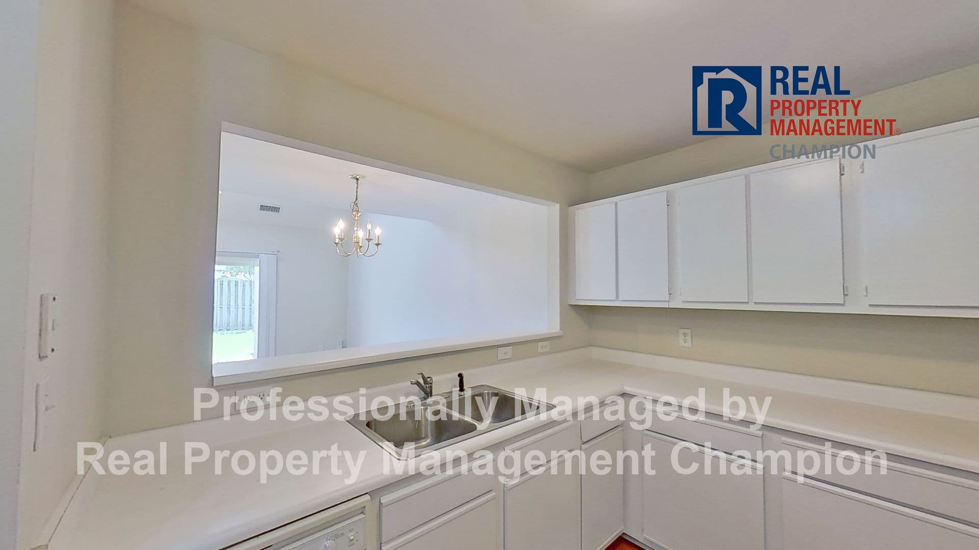 Wilmington Townhome: 4804 South College Road Unit 28