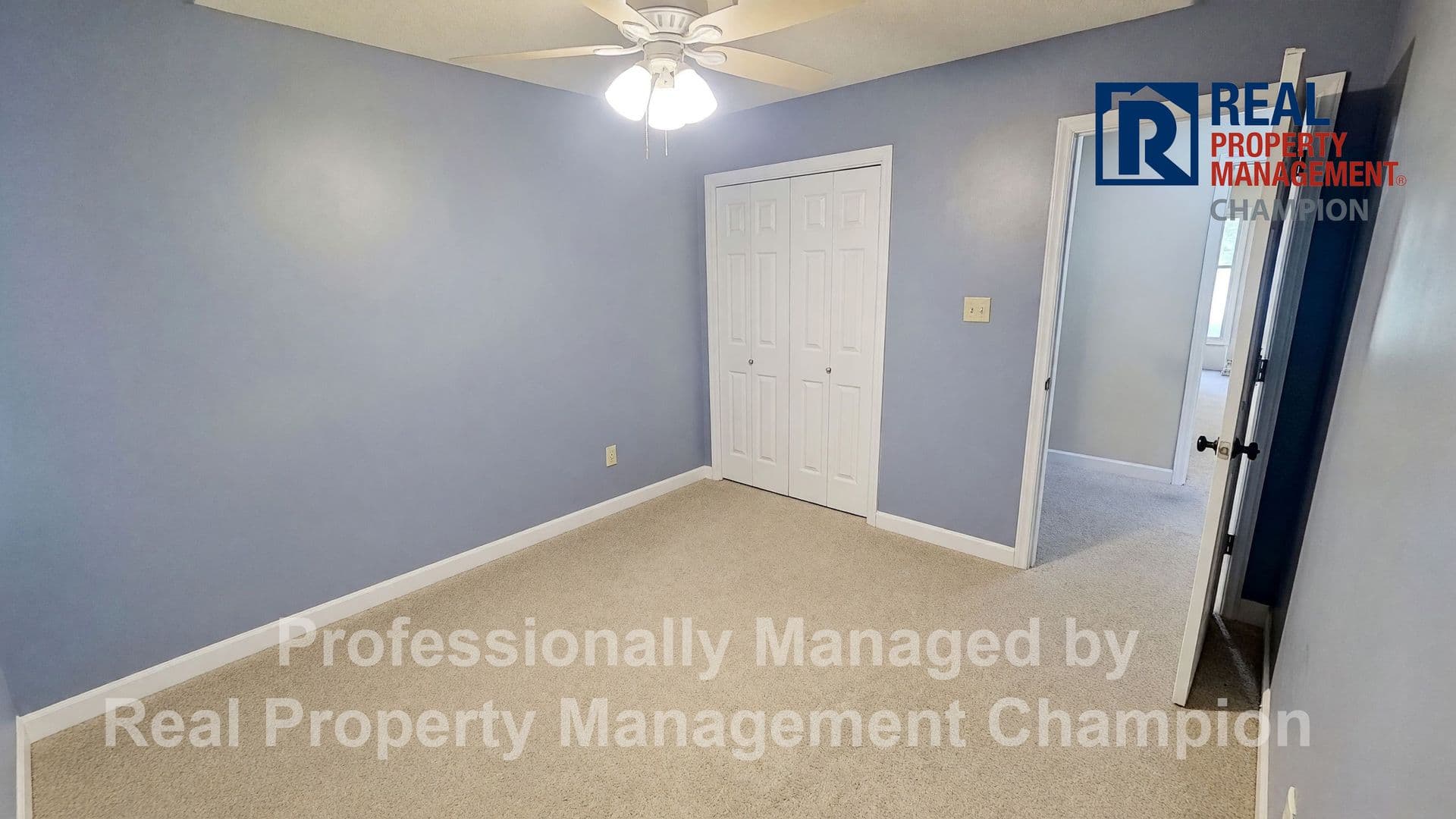 Jacksonville House: 315 Peppertree Ct