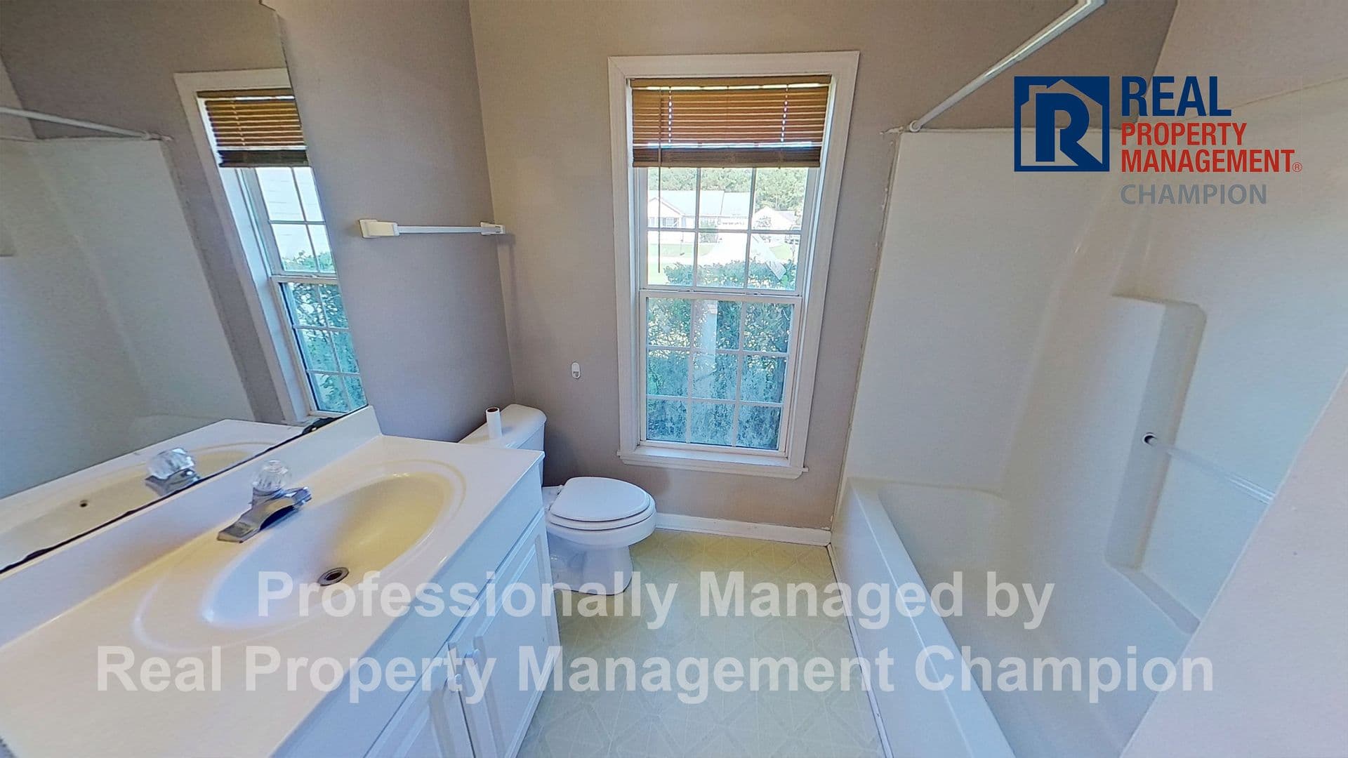Swansboro House: 161 Hadnot Farm Rd,