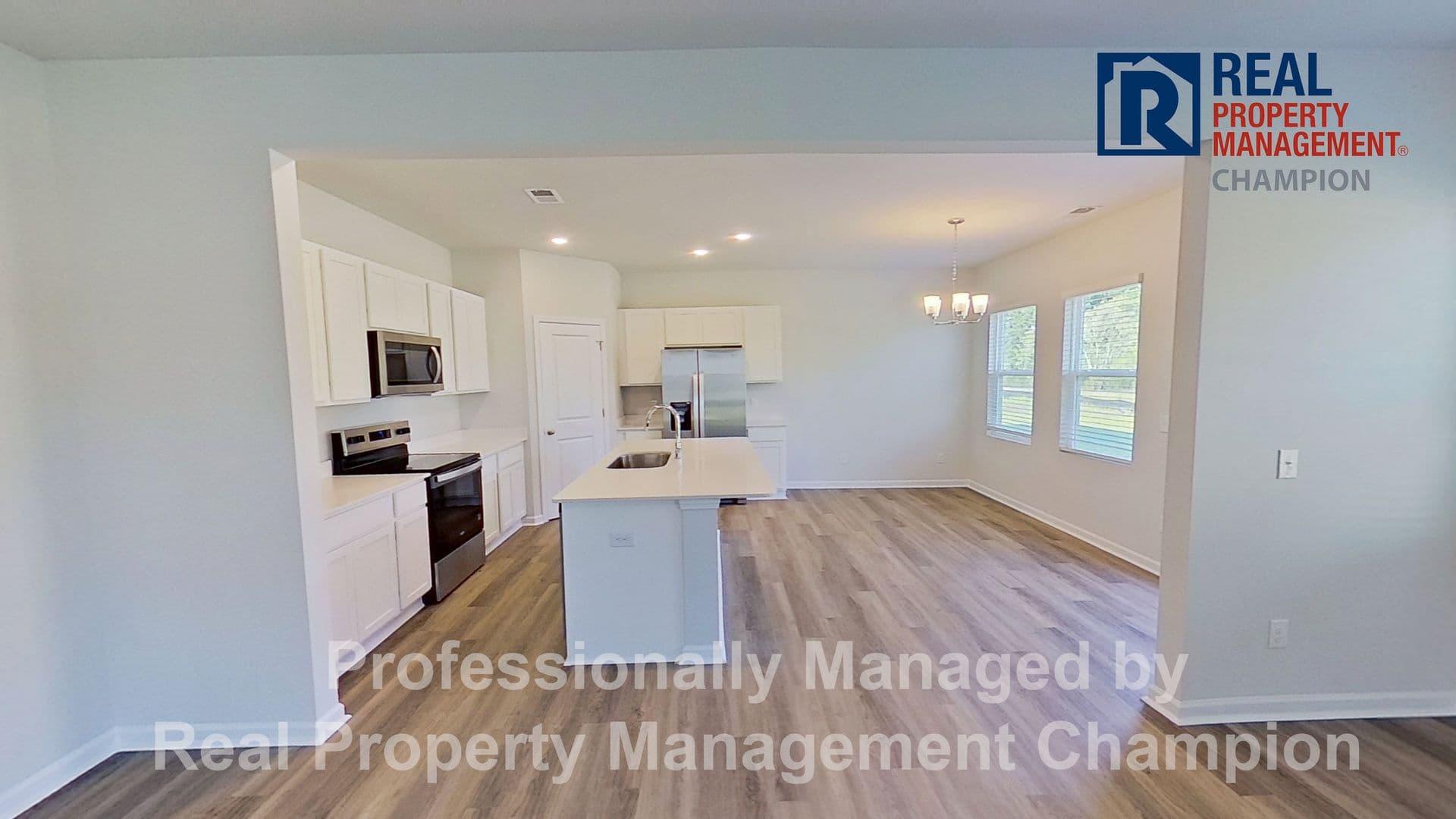 Leland House: 1095 Hanson Drive