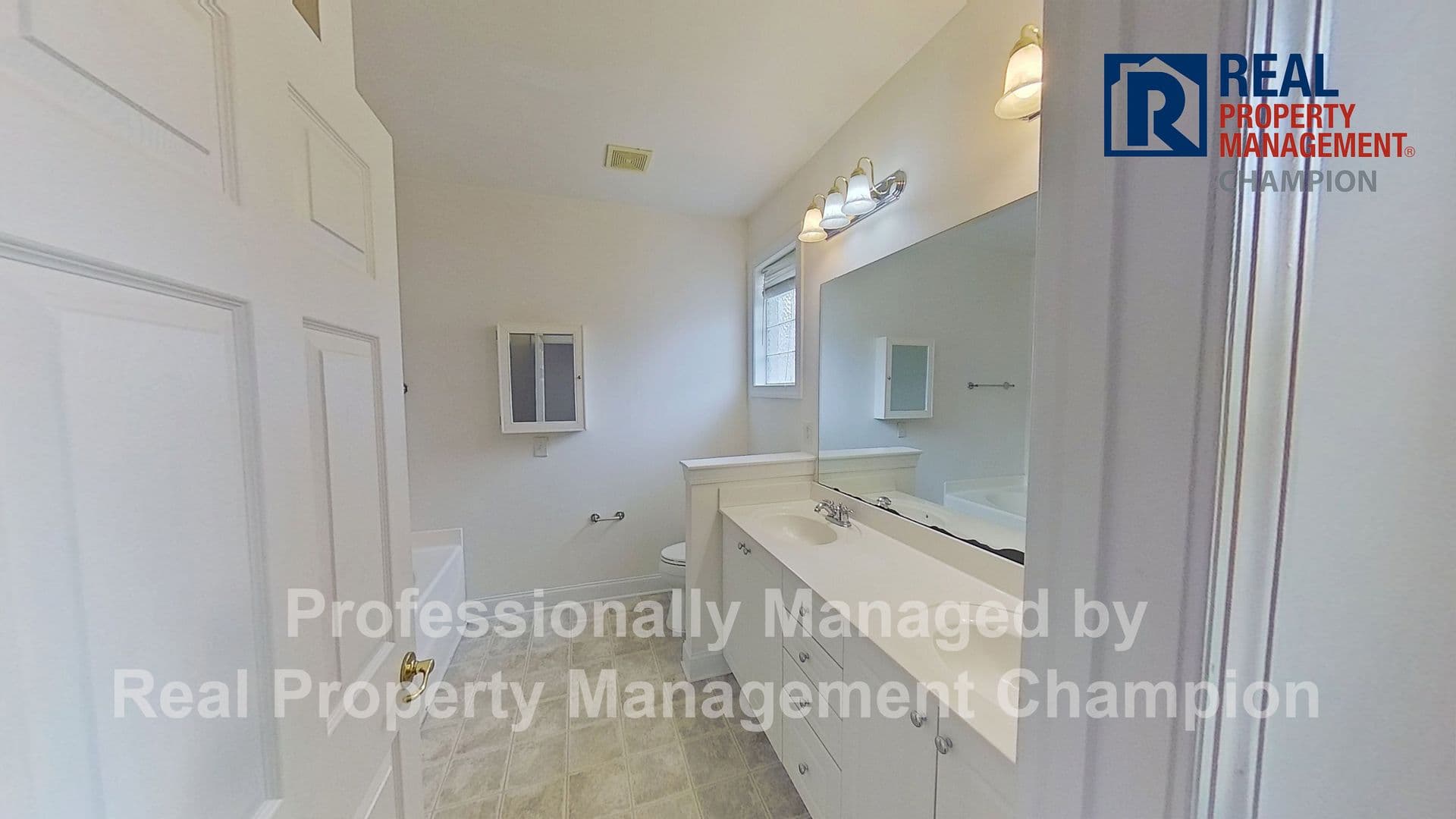 Leland House: 1023 Garden Club Way