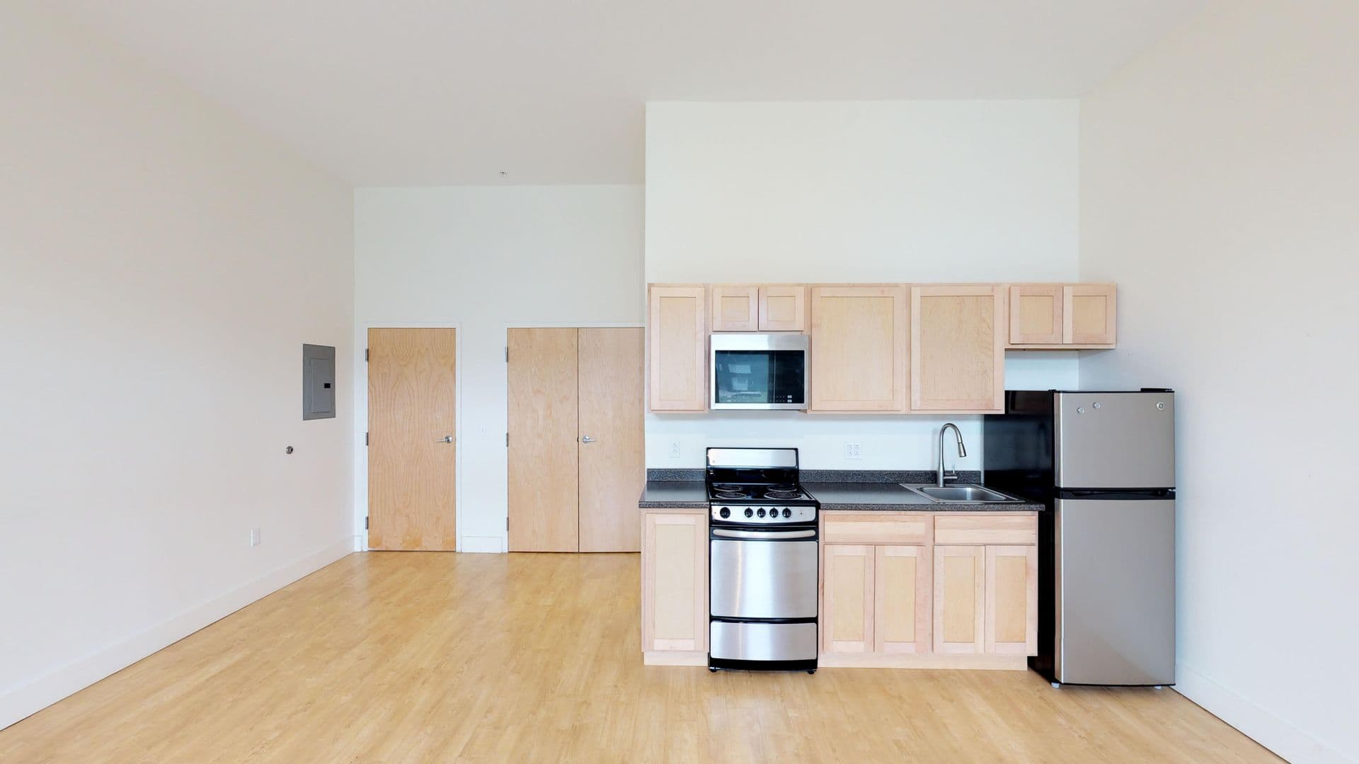 White River Junction Apartment: 241 S Main Street