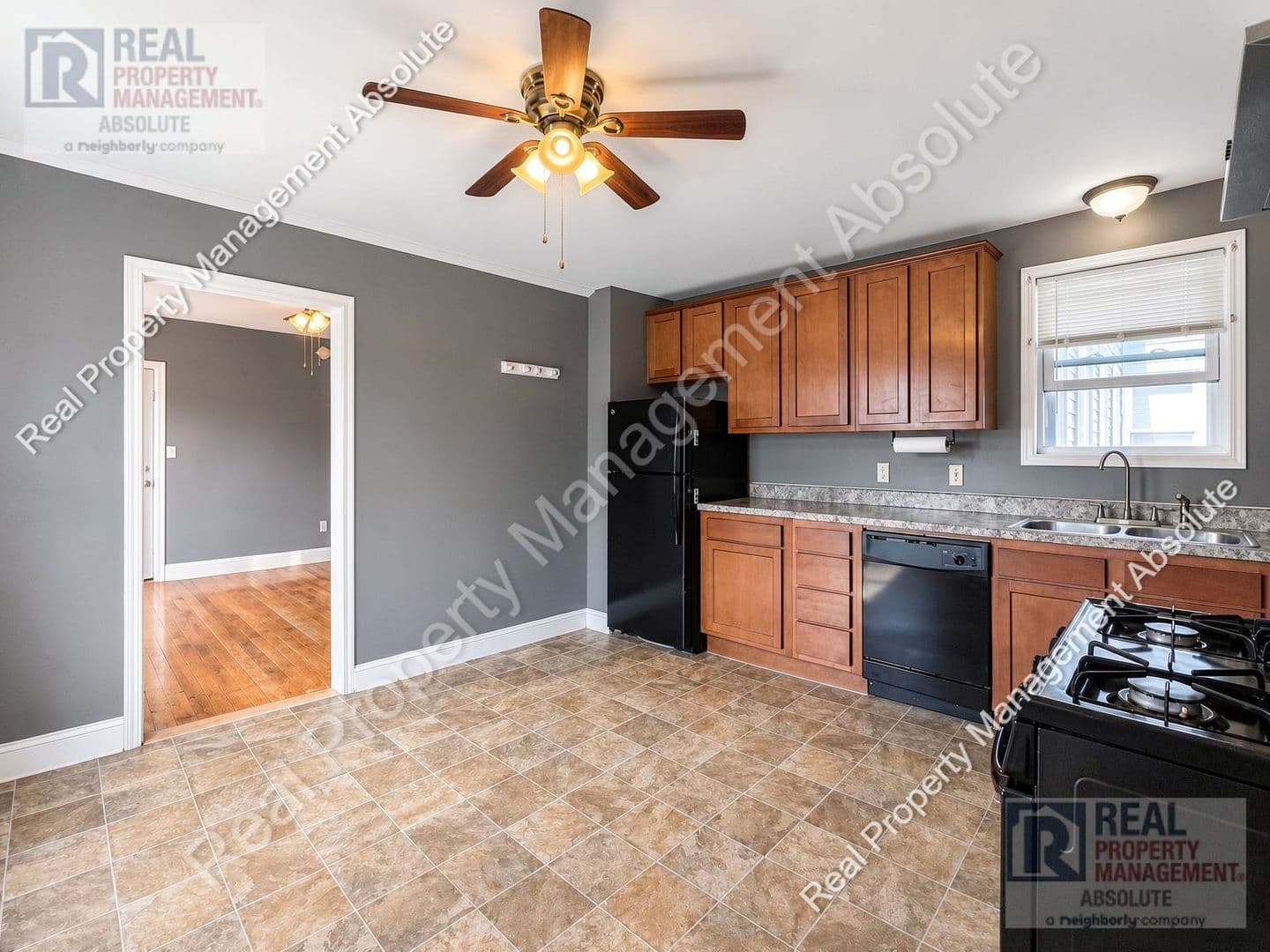 Nashua Apartment: 72-74 Kinsley St