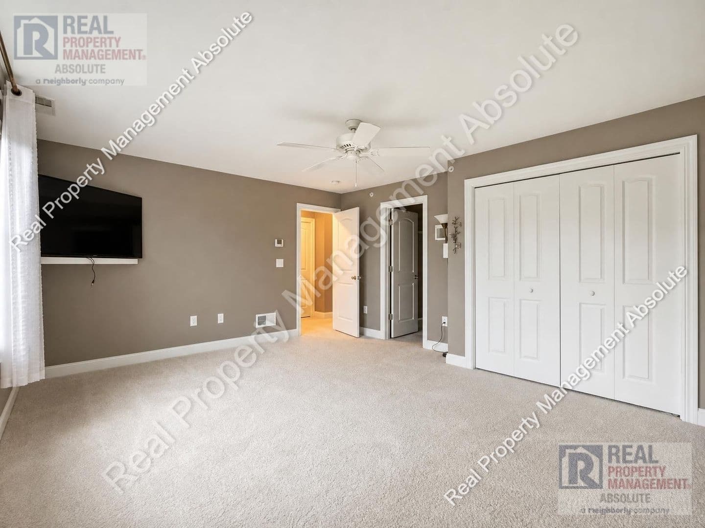 Hudson House: 23A Clearview Circle