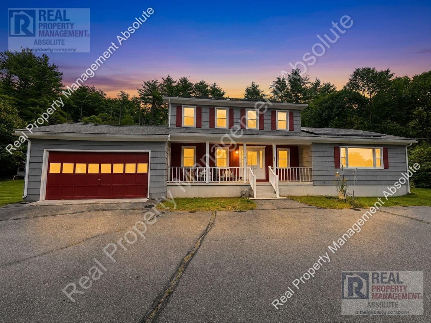 Pelham House: 324 Mammoth Rd