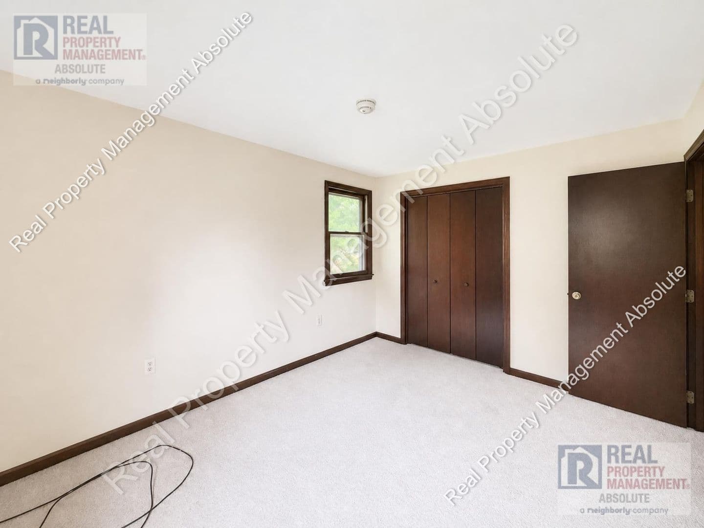 Hudson Apartment: 4 Harwood Rd